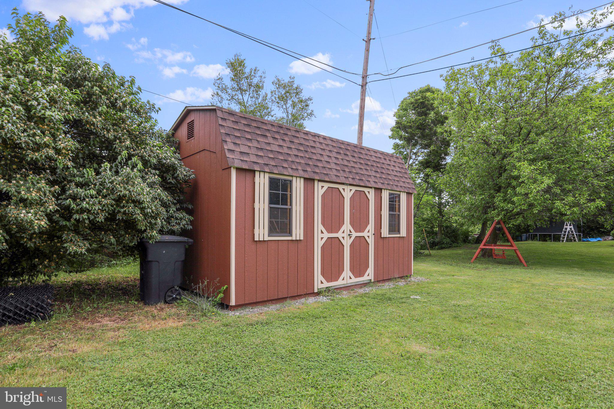 SKY-LIN PARK - Residential