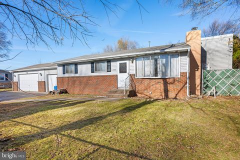 220 WESTERN AVENUE BRISTOL PA 19007