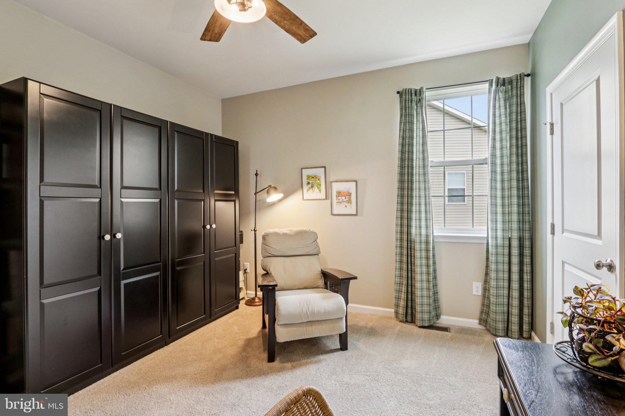 POTTSGROVE HUNT - Residential