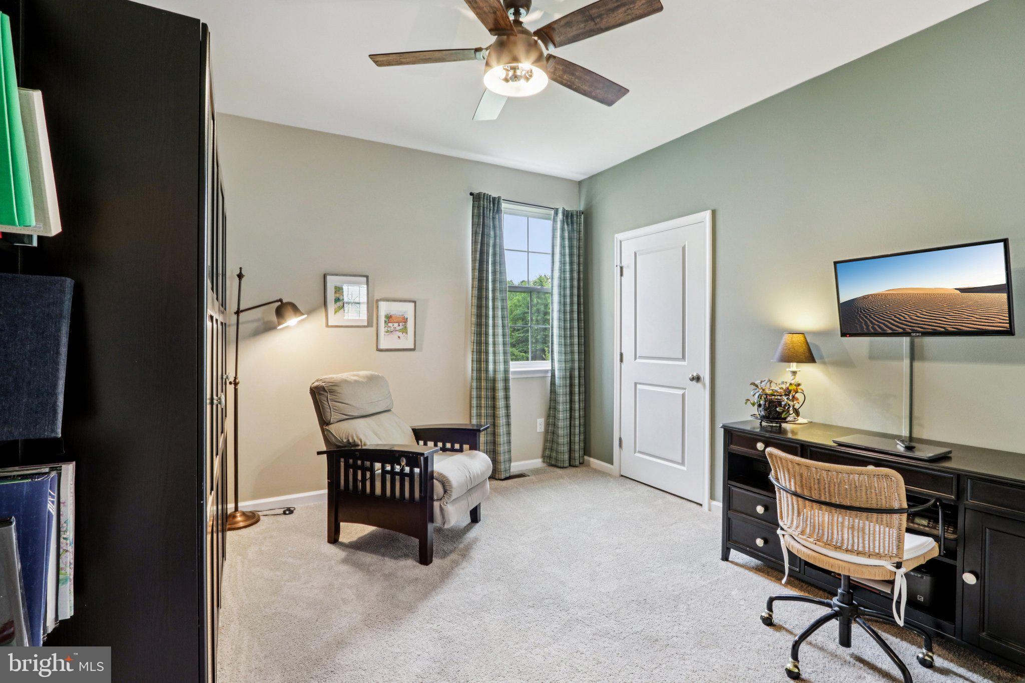 POTTSGROVE HUNT - Residential