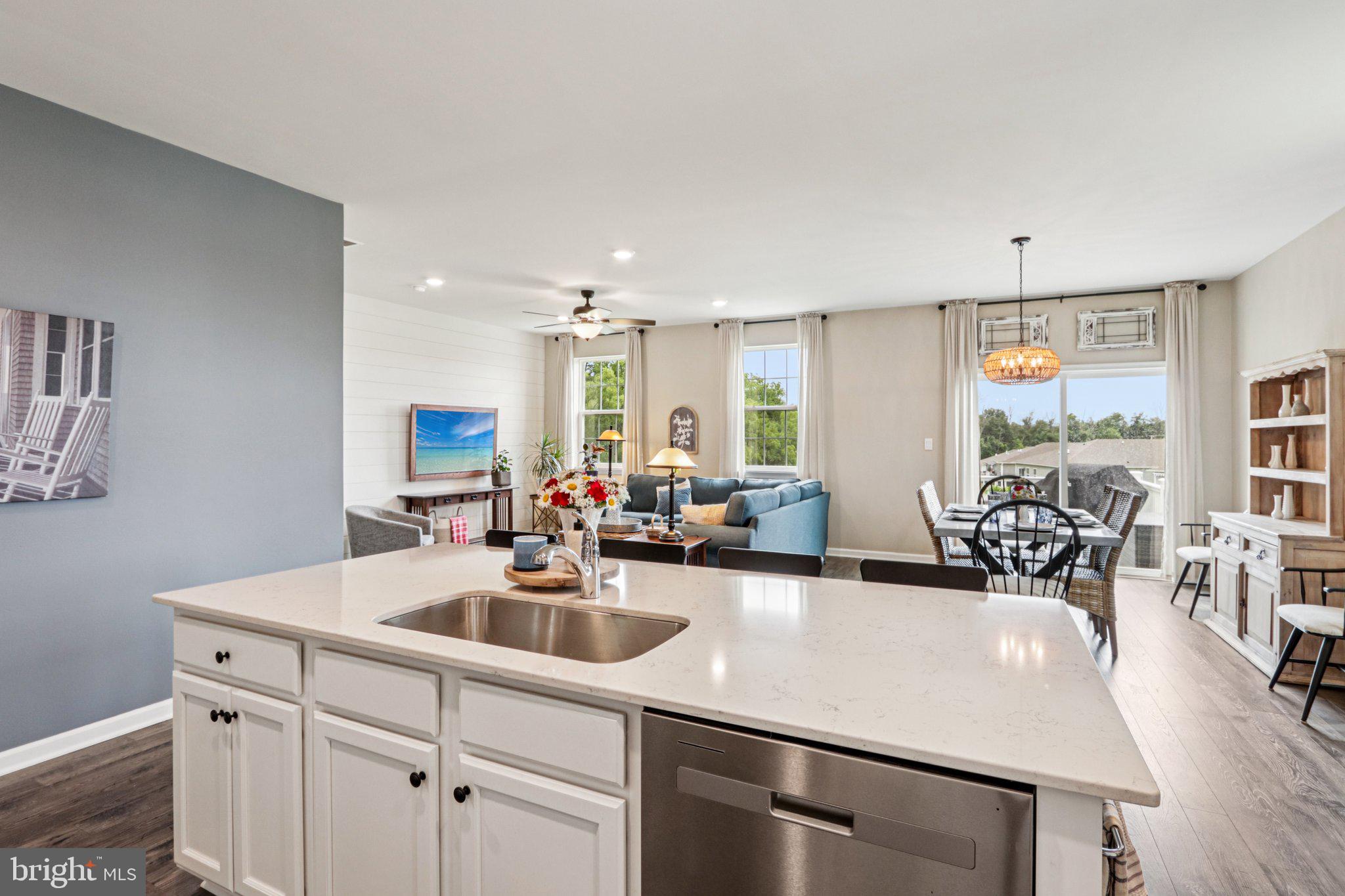 POTTSGROVE HUNT - Residential