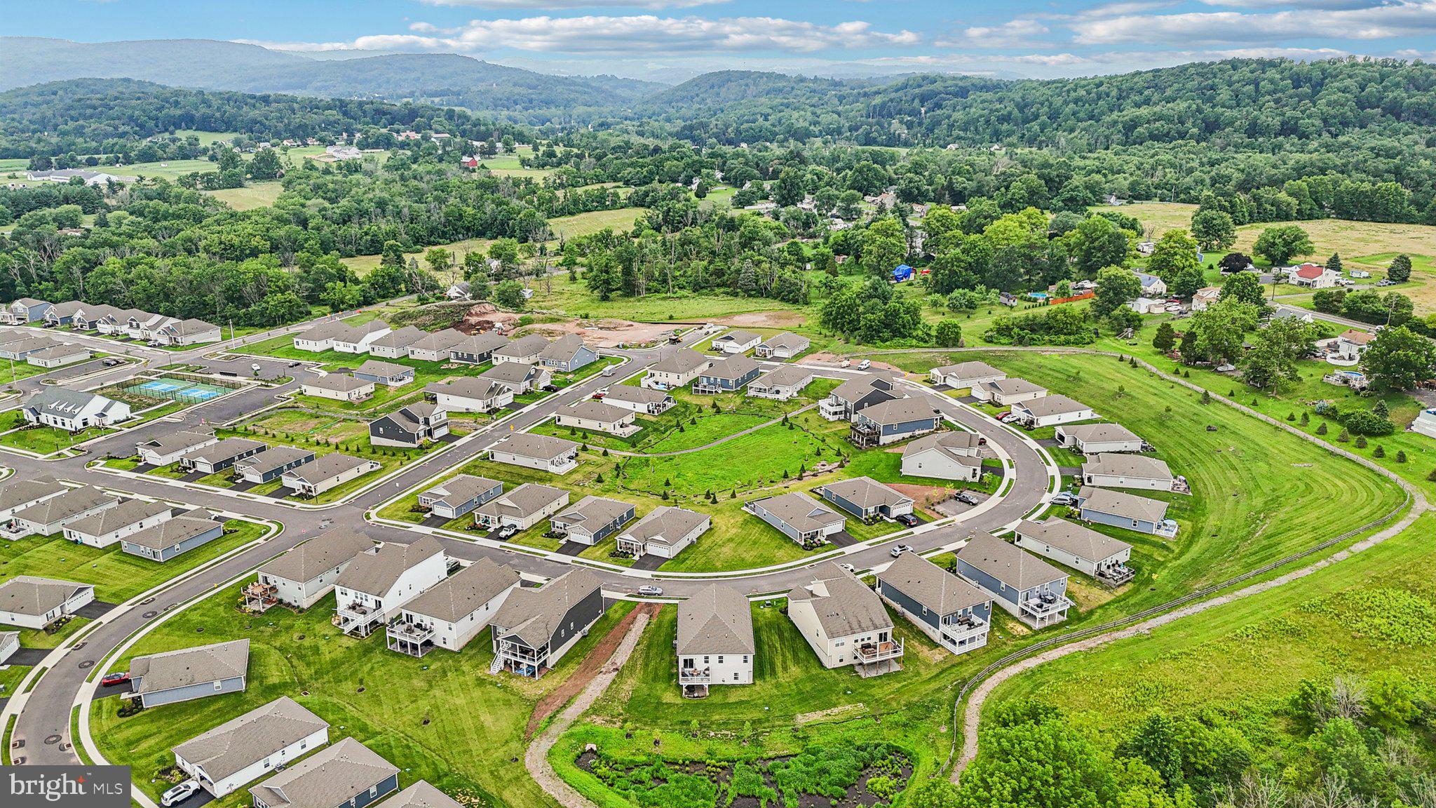 POTTSGROVE HUNT - Residential