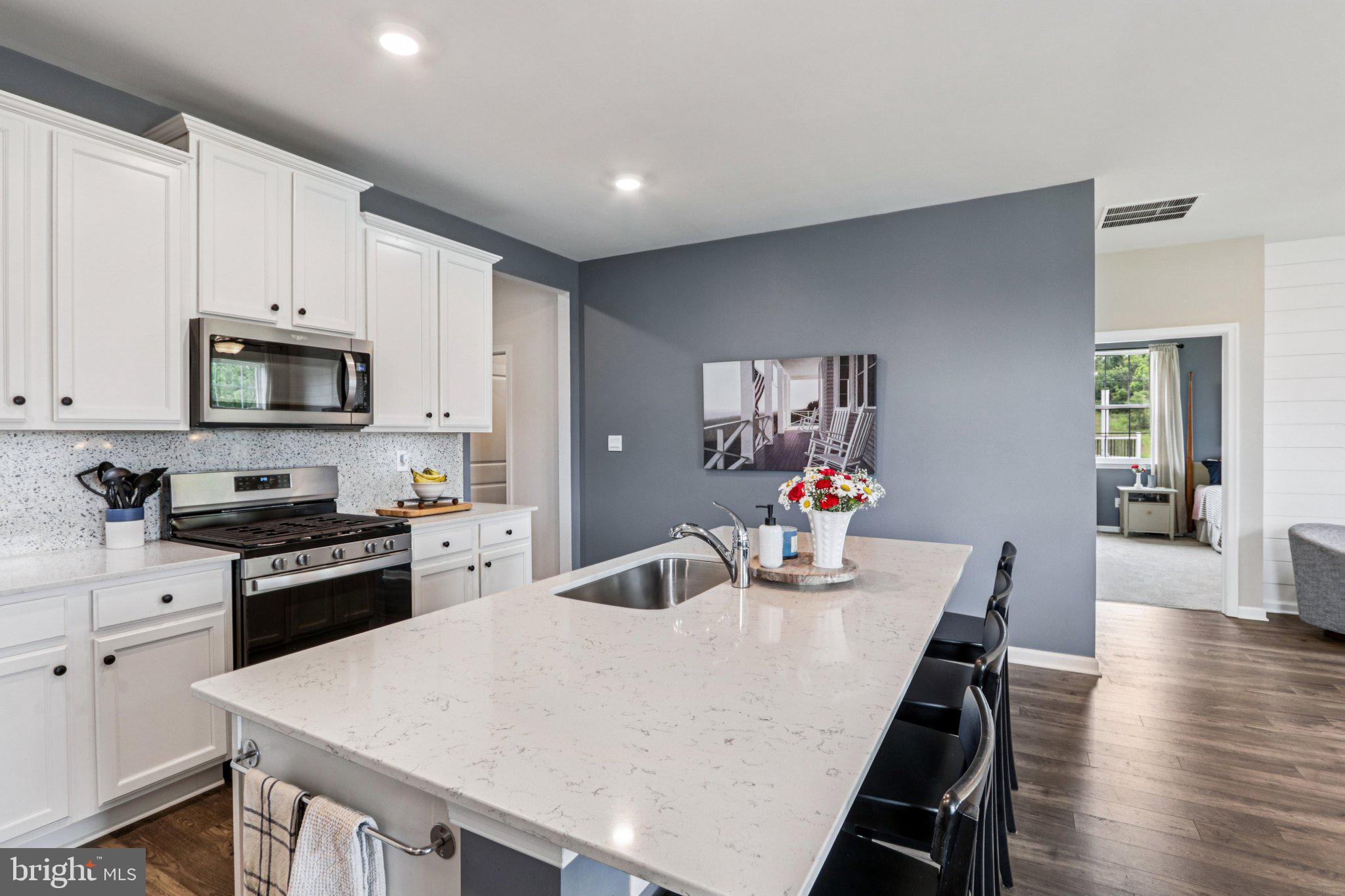 POTTSGROVE HUNT - Residential