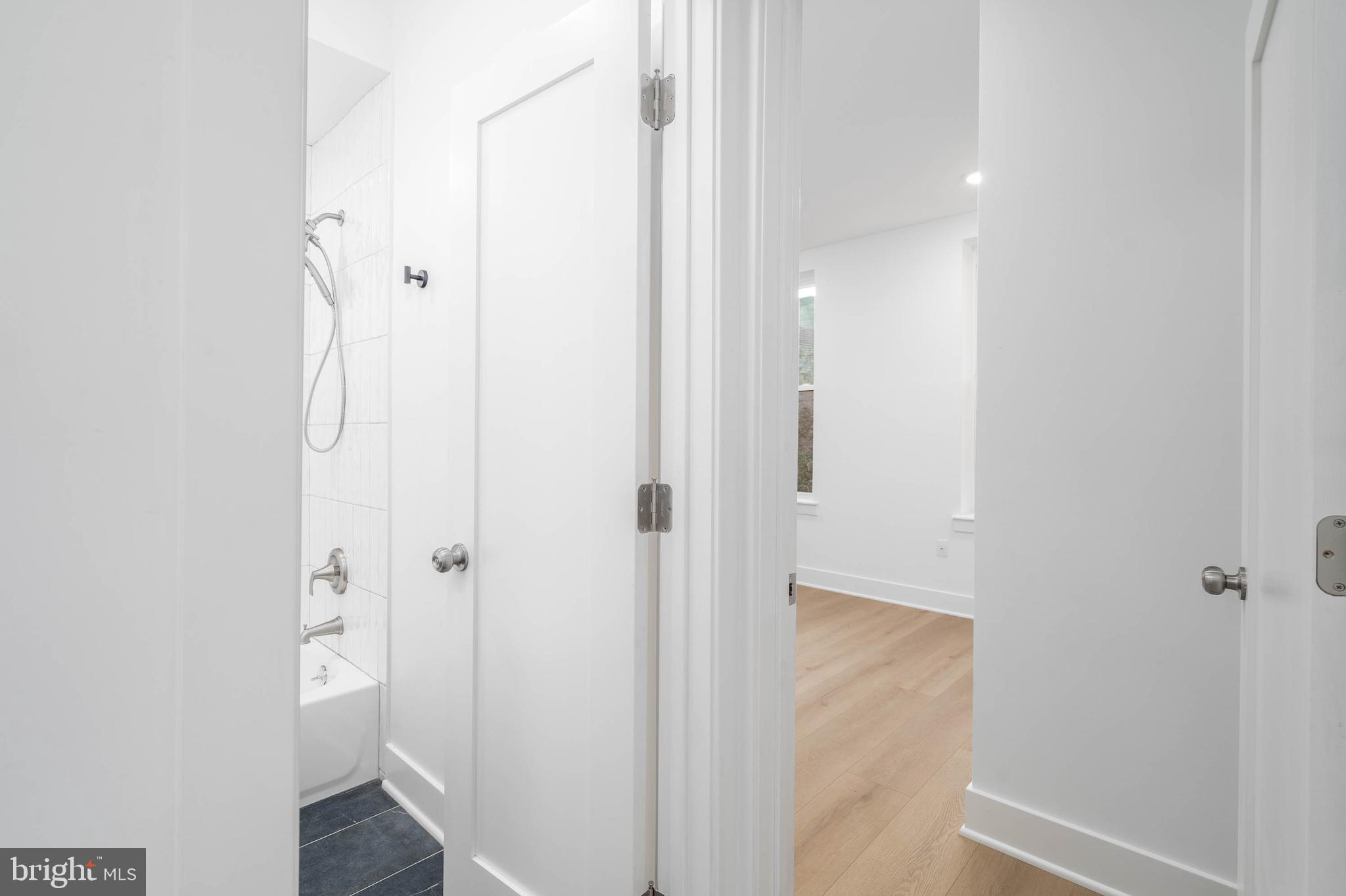 PASSYUNK SQUARE - Residential