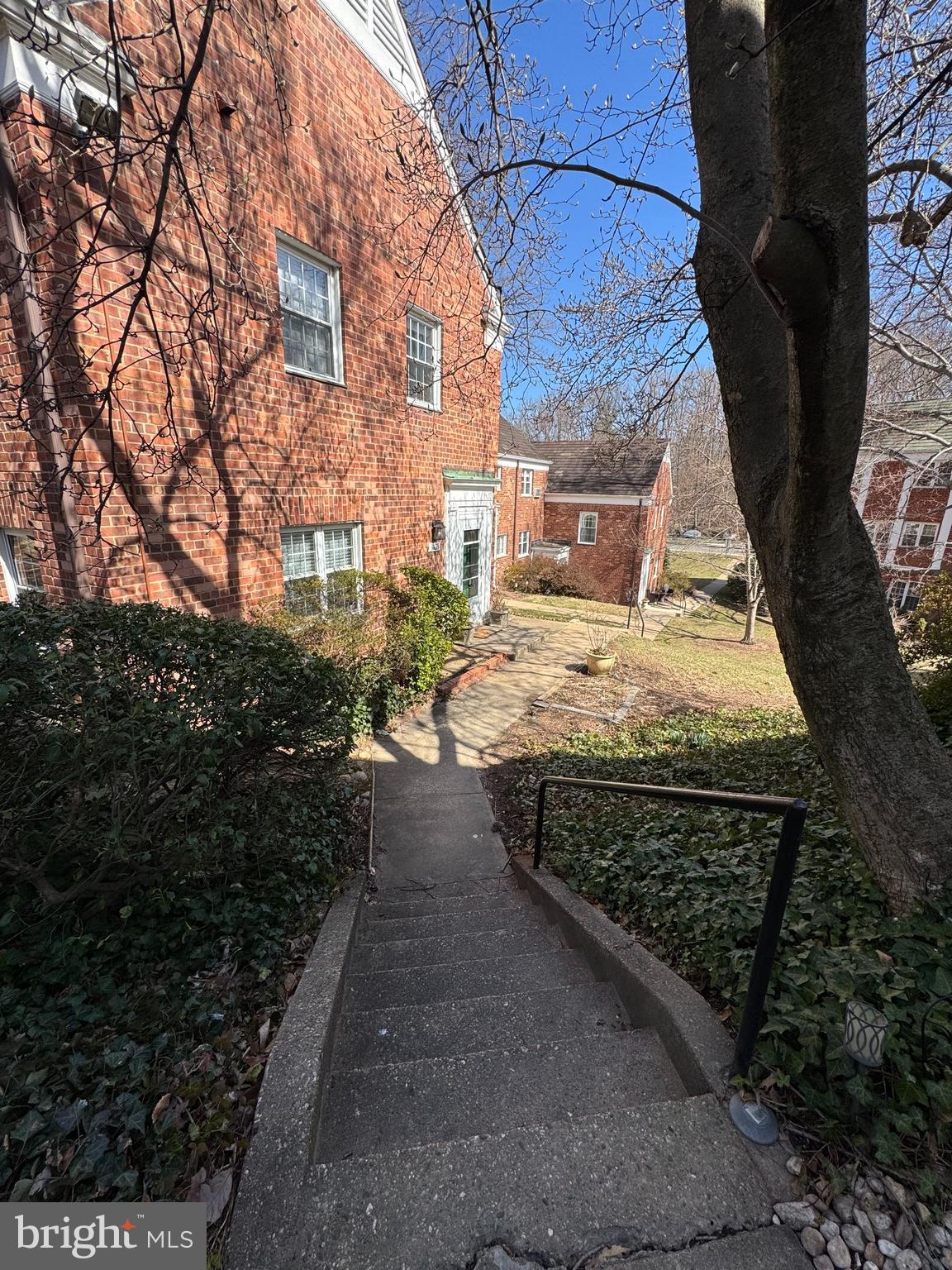 PARKFAIRFAX - Residential Lease