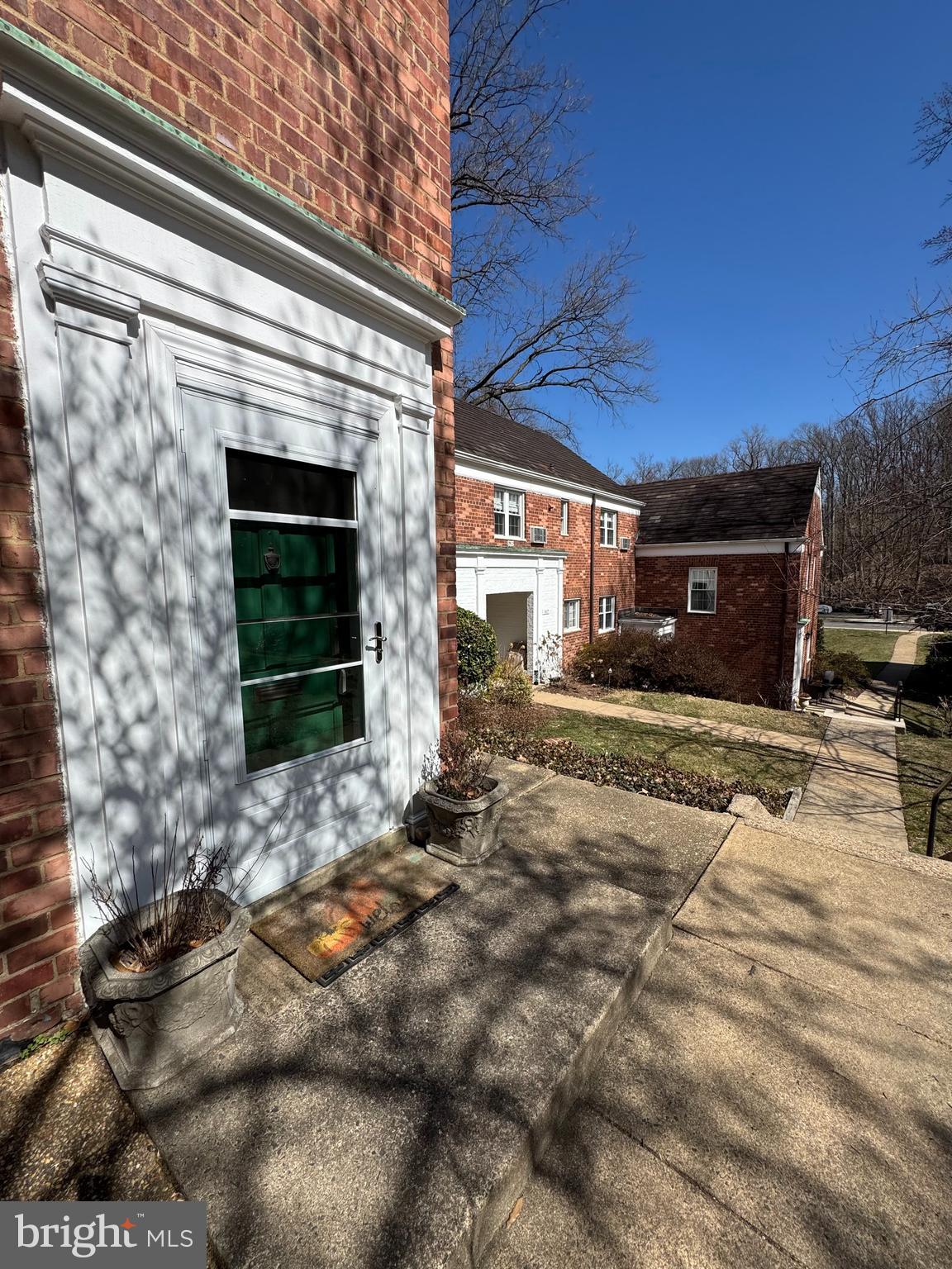 PARKFAIRFAX - Residential Lease