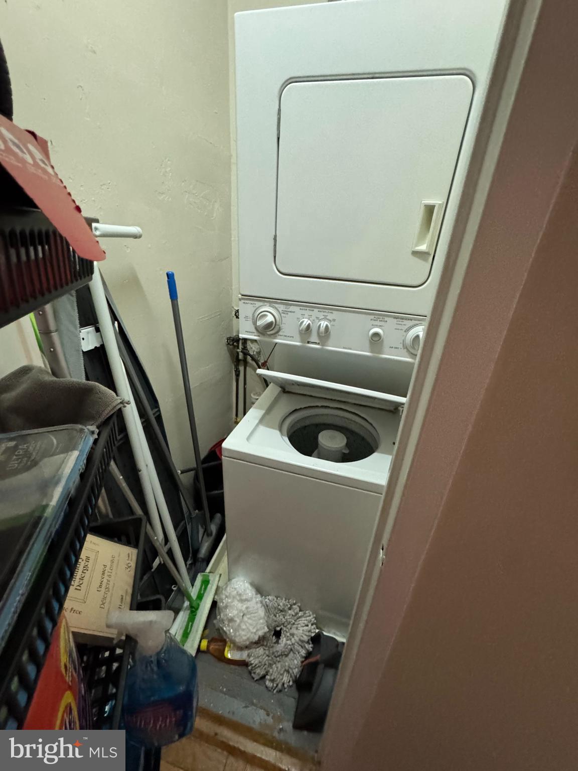 PARKFAIRFAX - Residential Lease