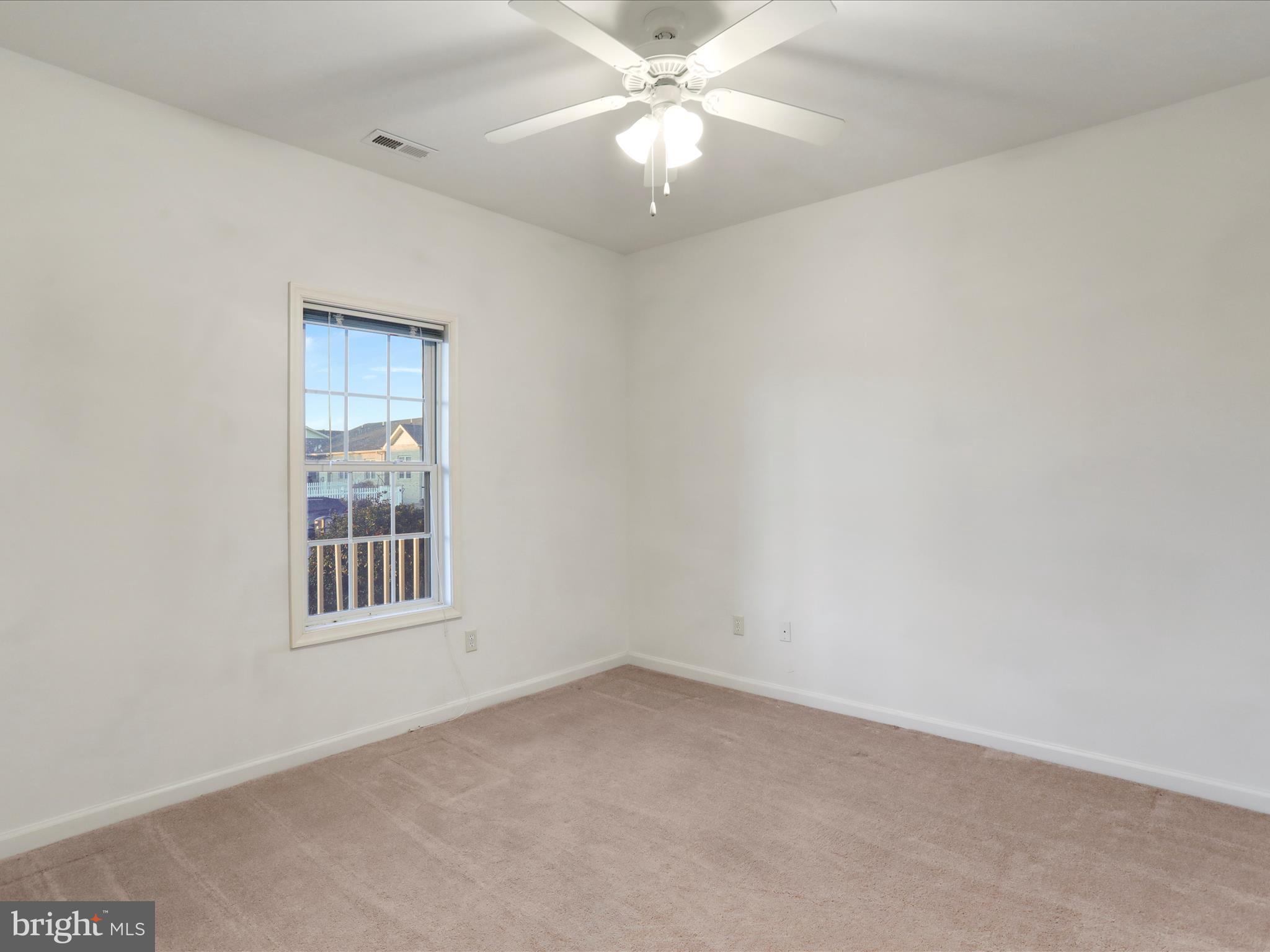 MOUNTAIN VIEW - Residential Lease