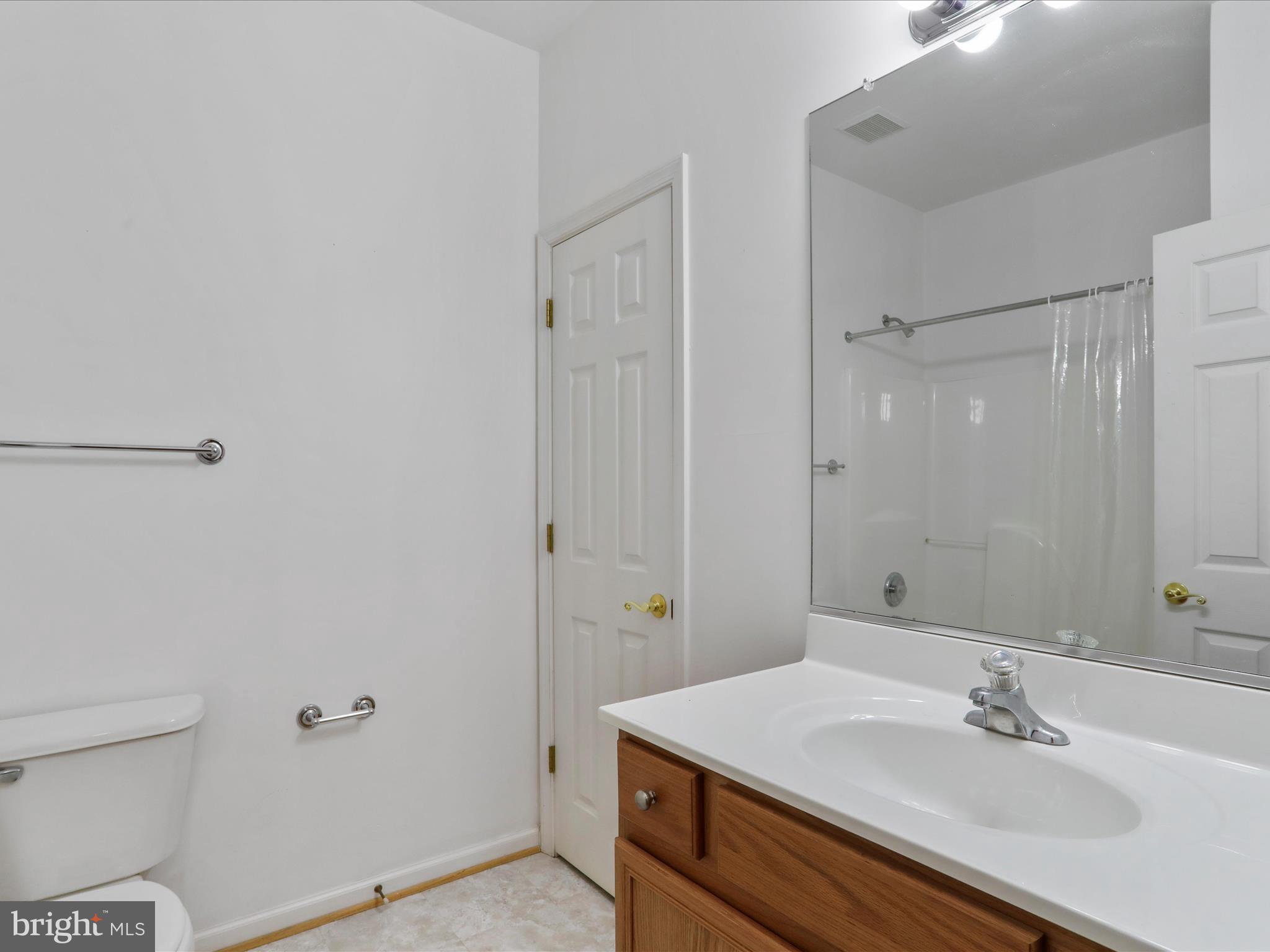 MOUNTAIN VIEW - Residential Lease