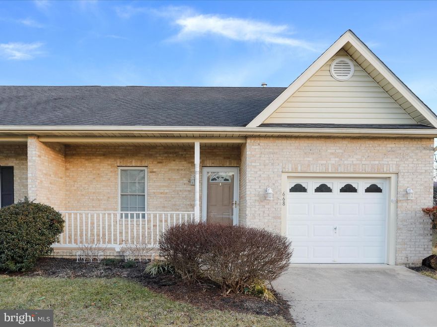Welcome to 668 Allegheny in Woodstock, VA! This charming 2-bedroom, 2-bathroom duplex offers convenient one-level living with LVP flooring throughout. The open-concept kitchen features ample counter space for prepping or hosting, while the spacious living area provides a comfortable gathering space. The primary bedroom includes an attached bath, and a second bedroom and full bathroom offer additional flexibility. With main-level laundry for added convenience.
