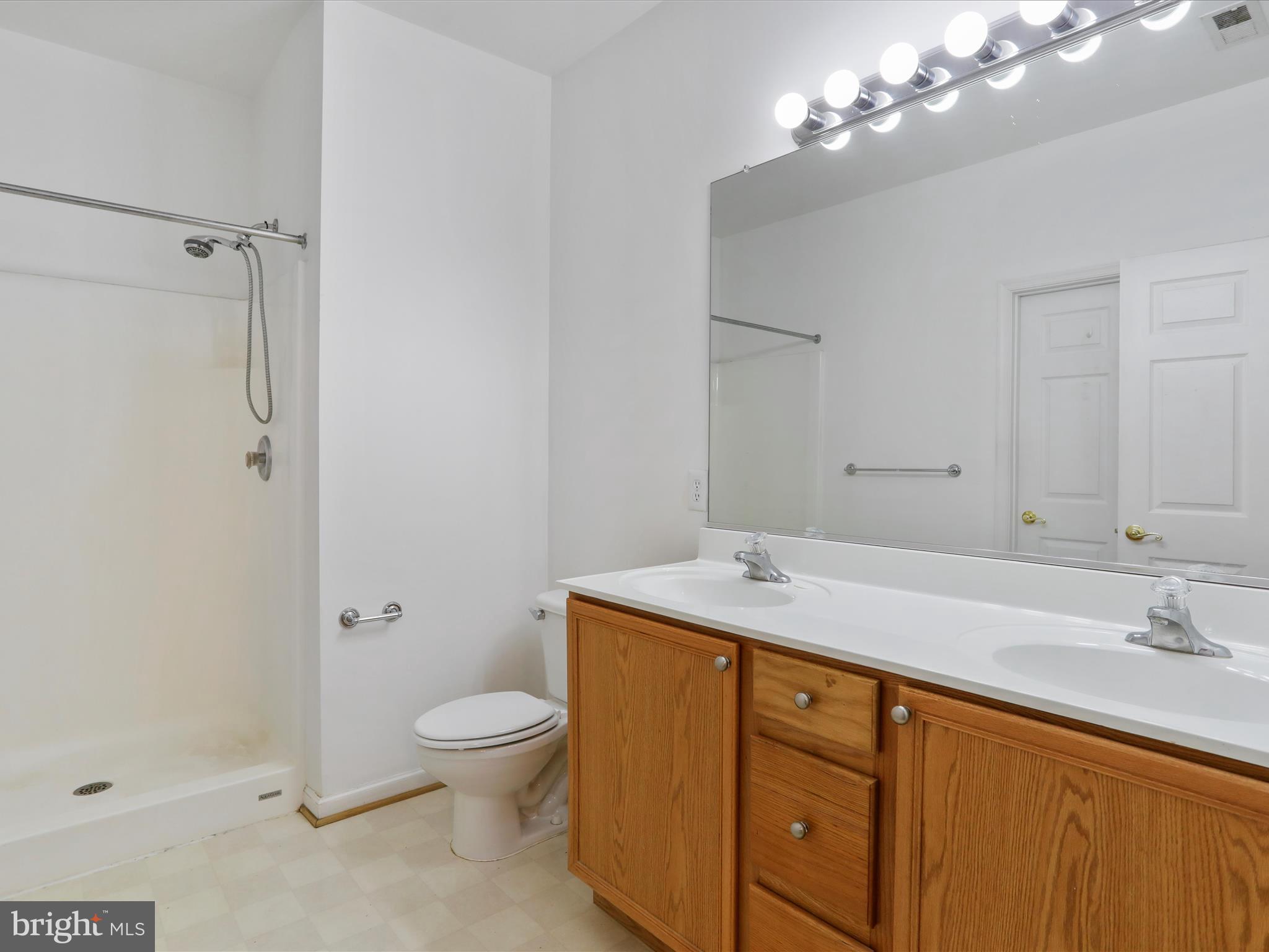 MOUNTAIN VIEW - Residential Lease