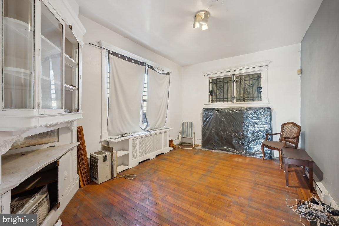 FERN ROCK - Residential