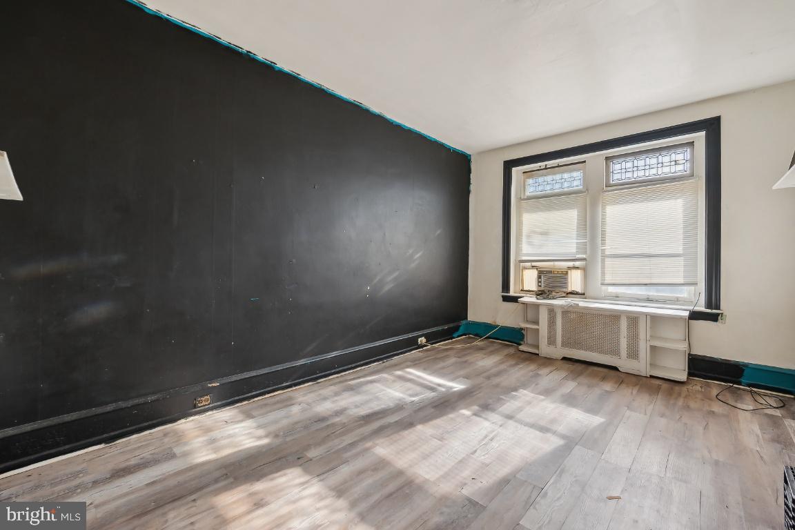 FERN ROCK - Residential