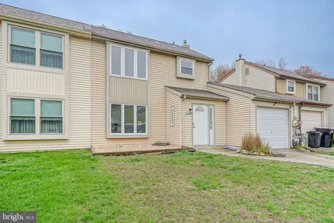 MLS: NJCD2090116