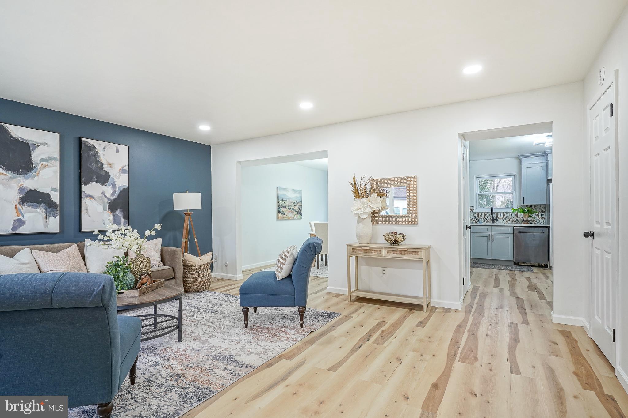 15 ORIOLE PLACE