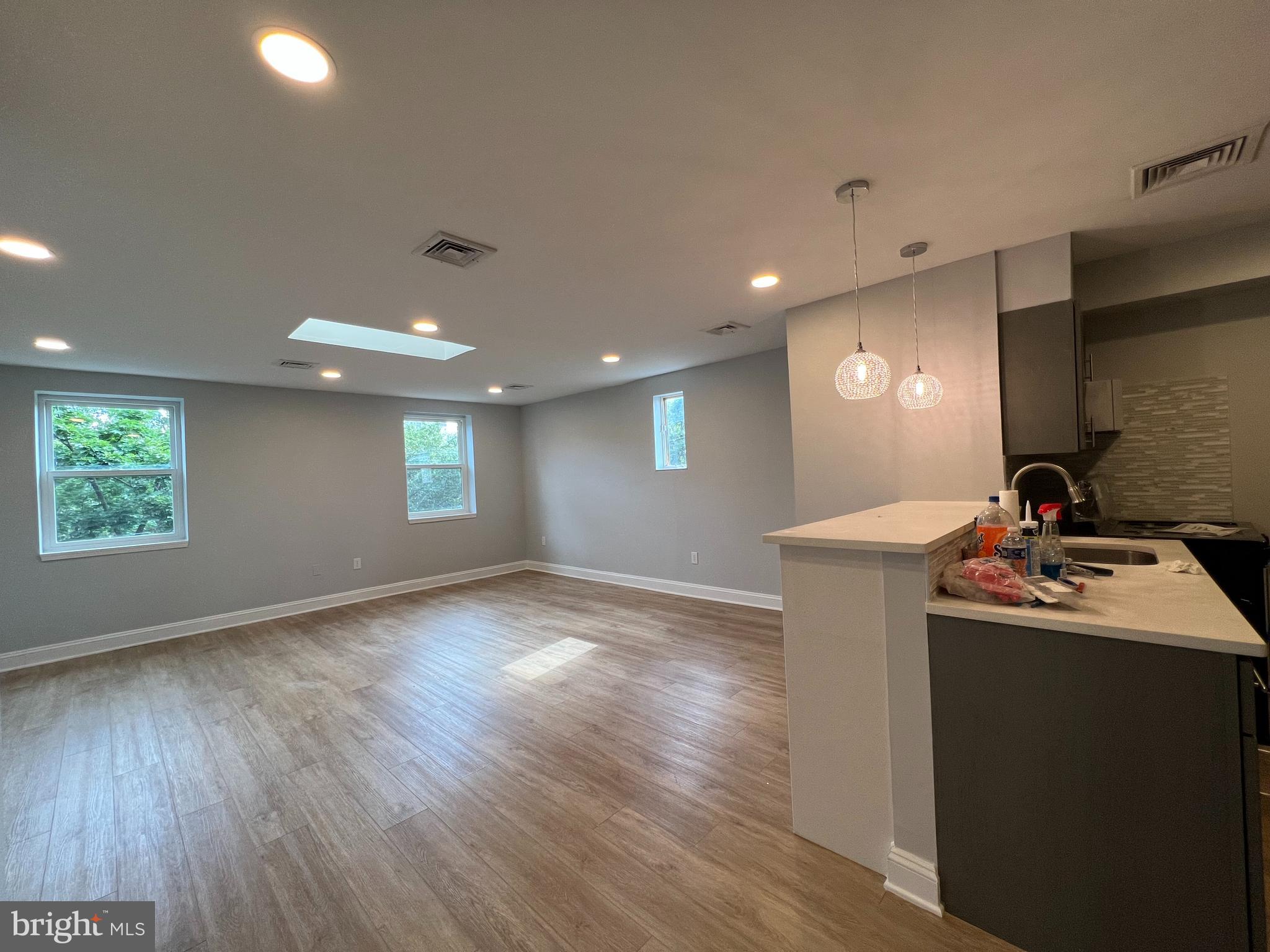 1939 MOUNT VERNON STREET 3