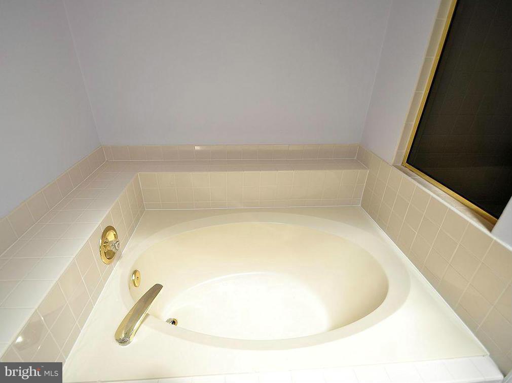 RIVA TRACE - Residential