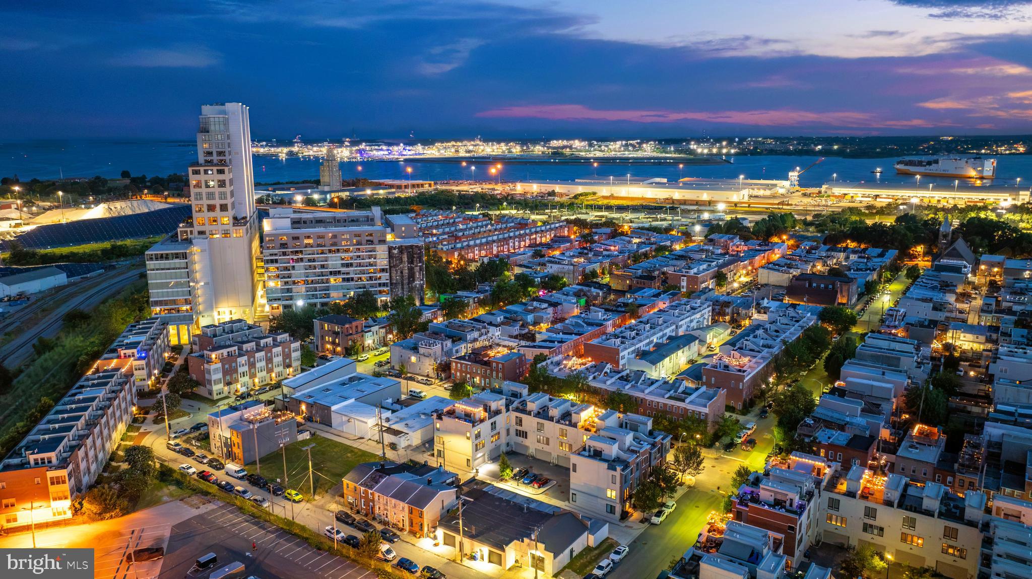 LOCUST POINT - Residential