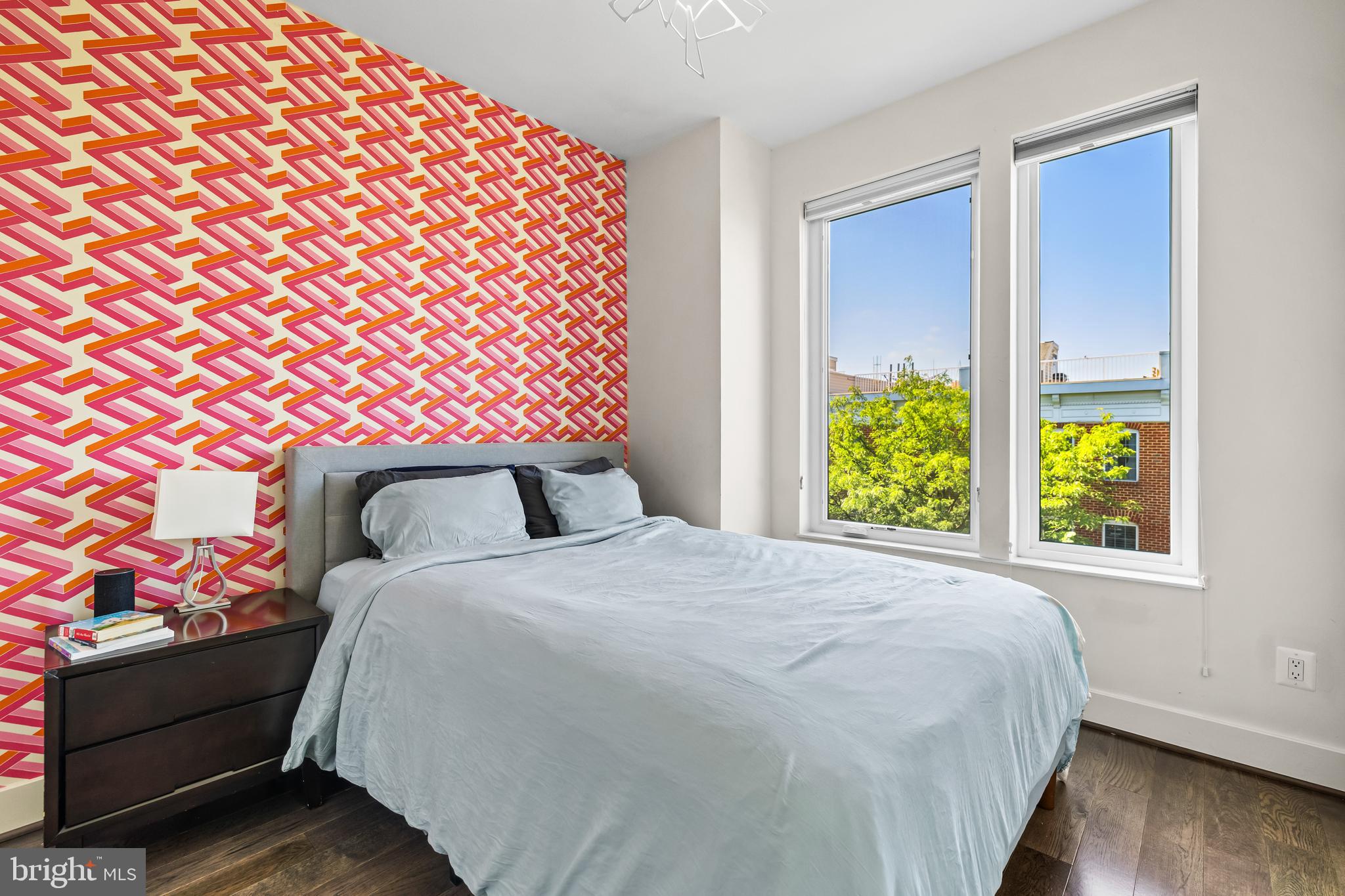 LOCUST POINT - Residential