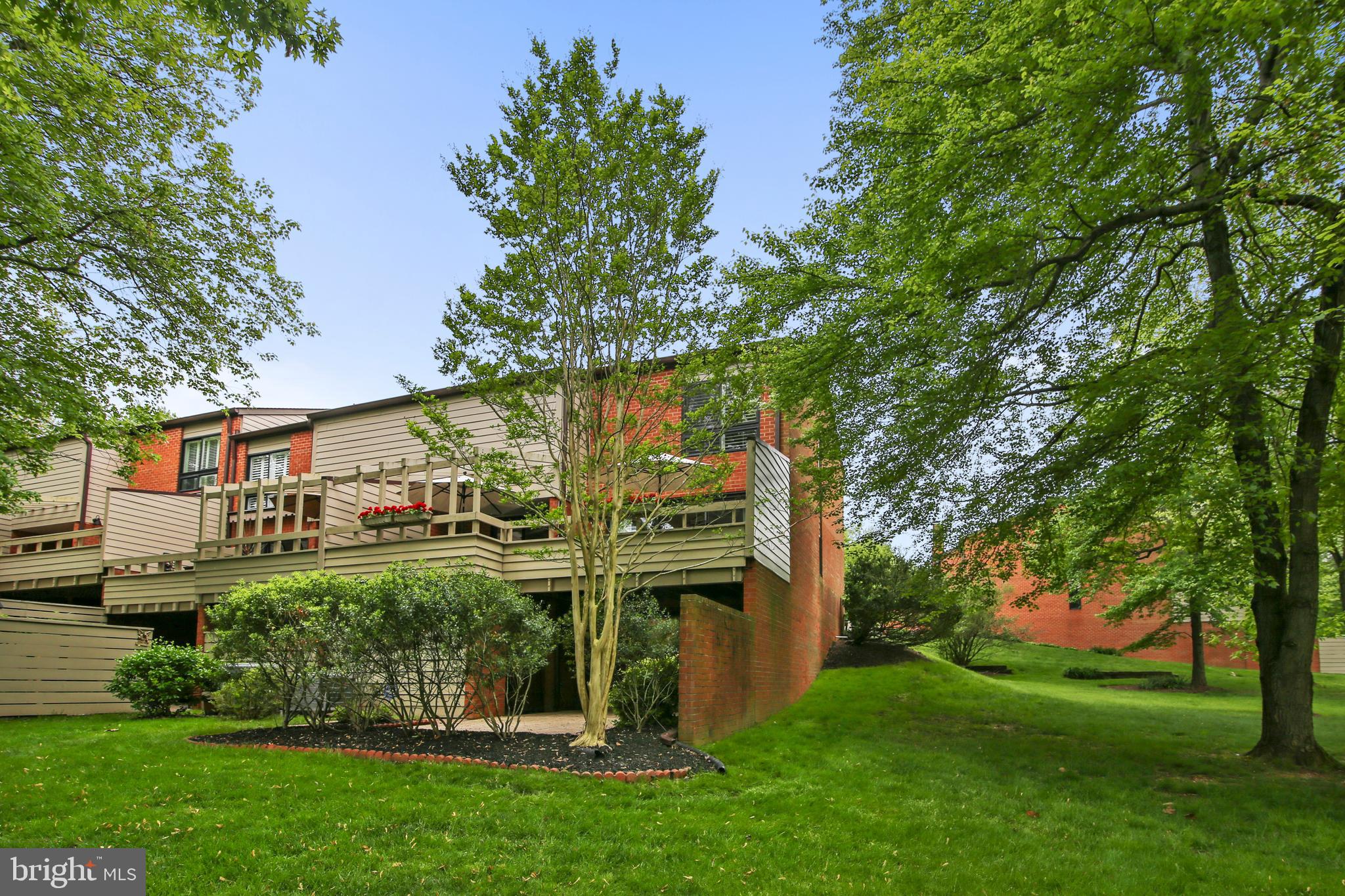 DEERFOX - Residential