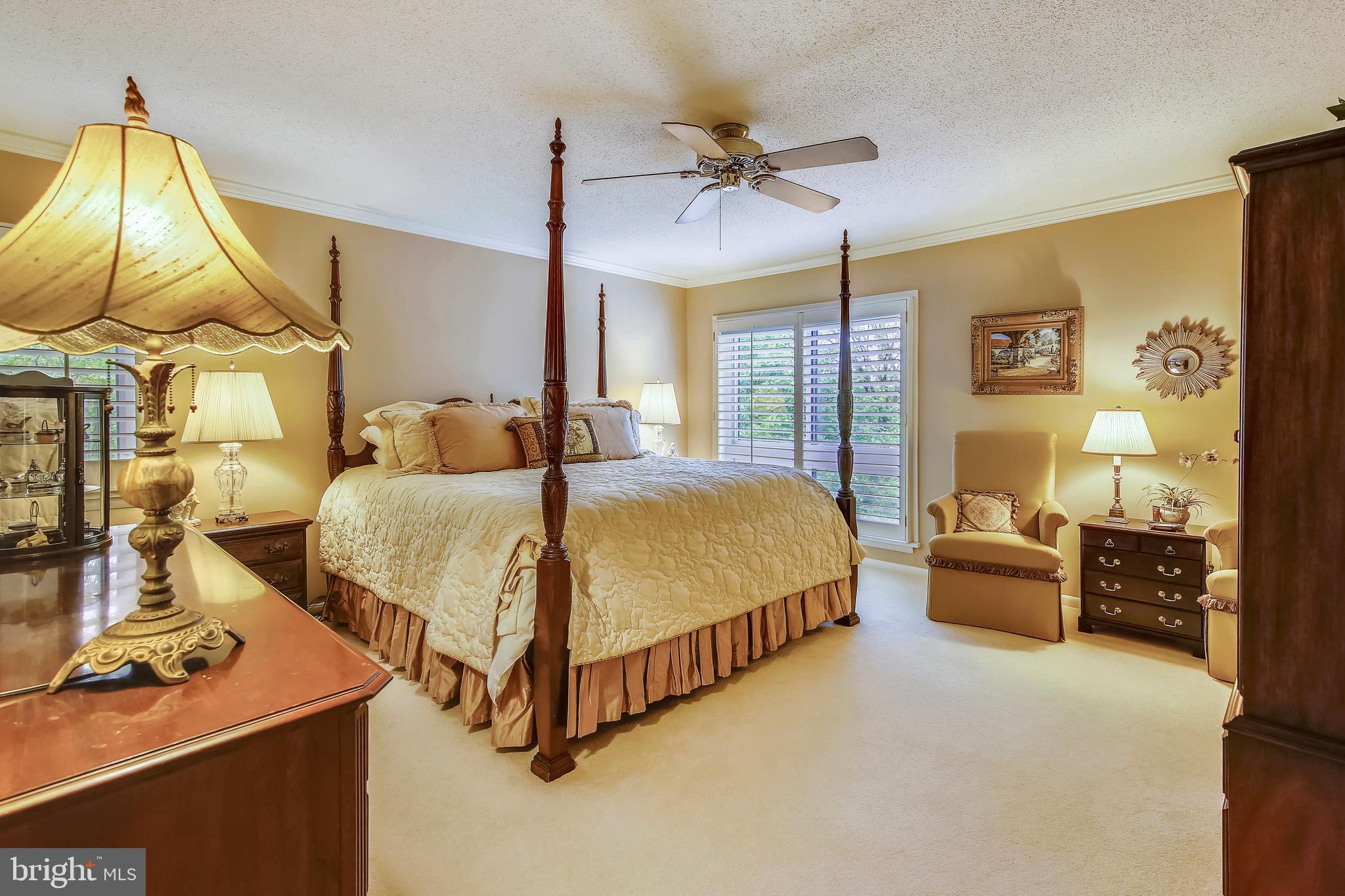 DEERFOX - Residential