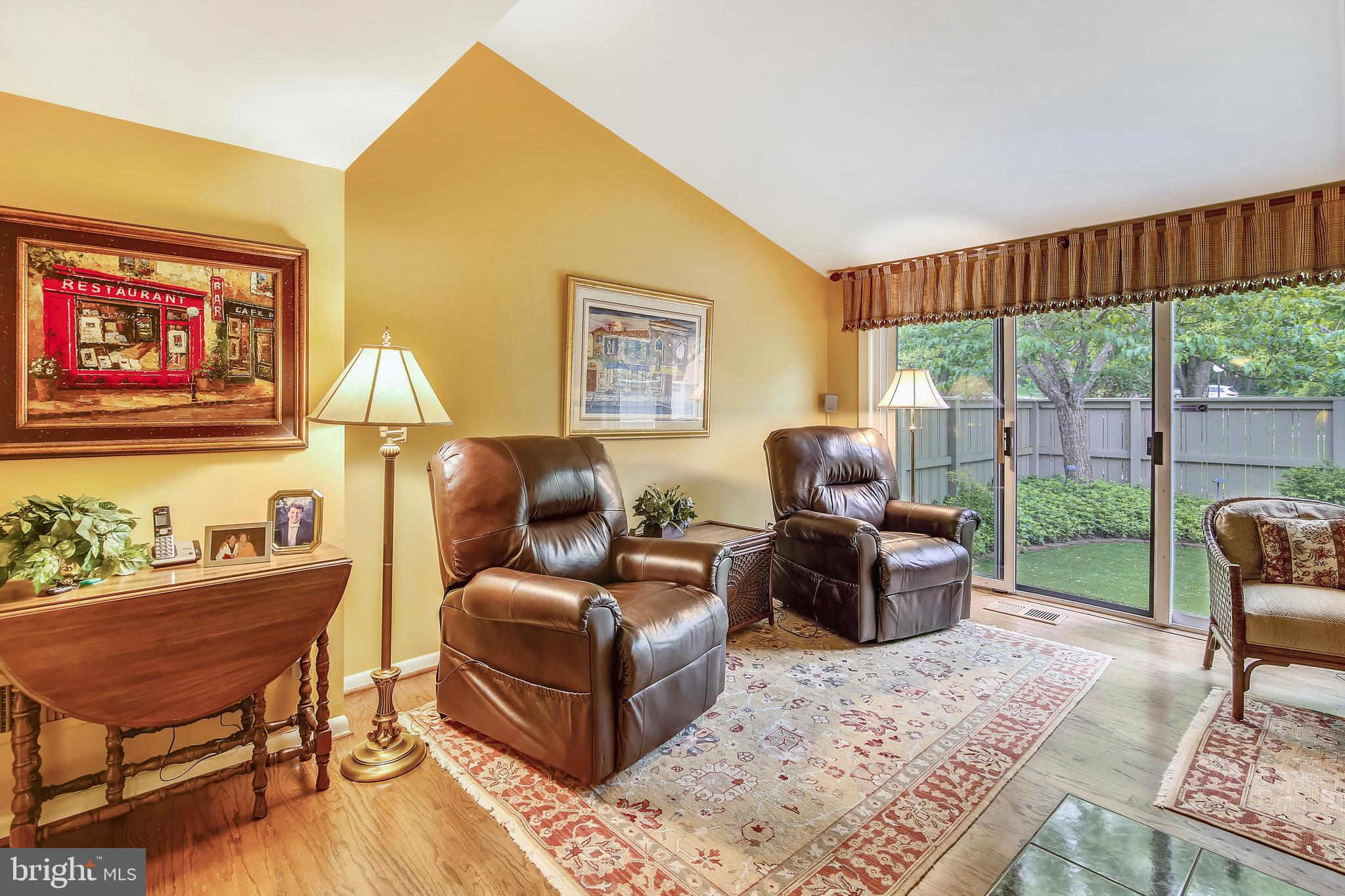 DEERFOX - Residential