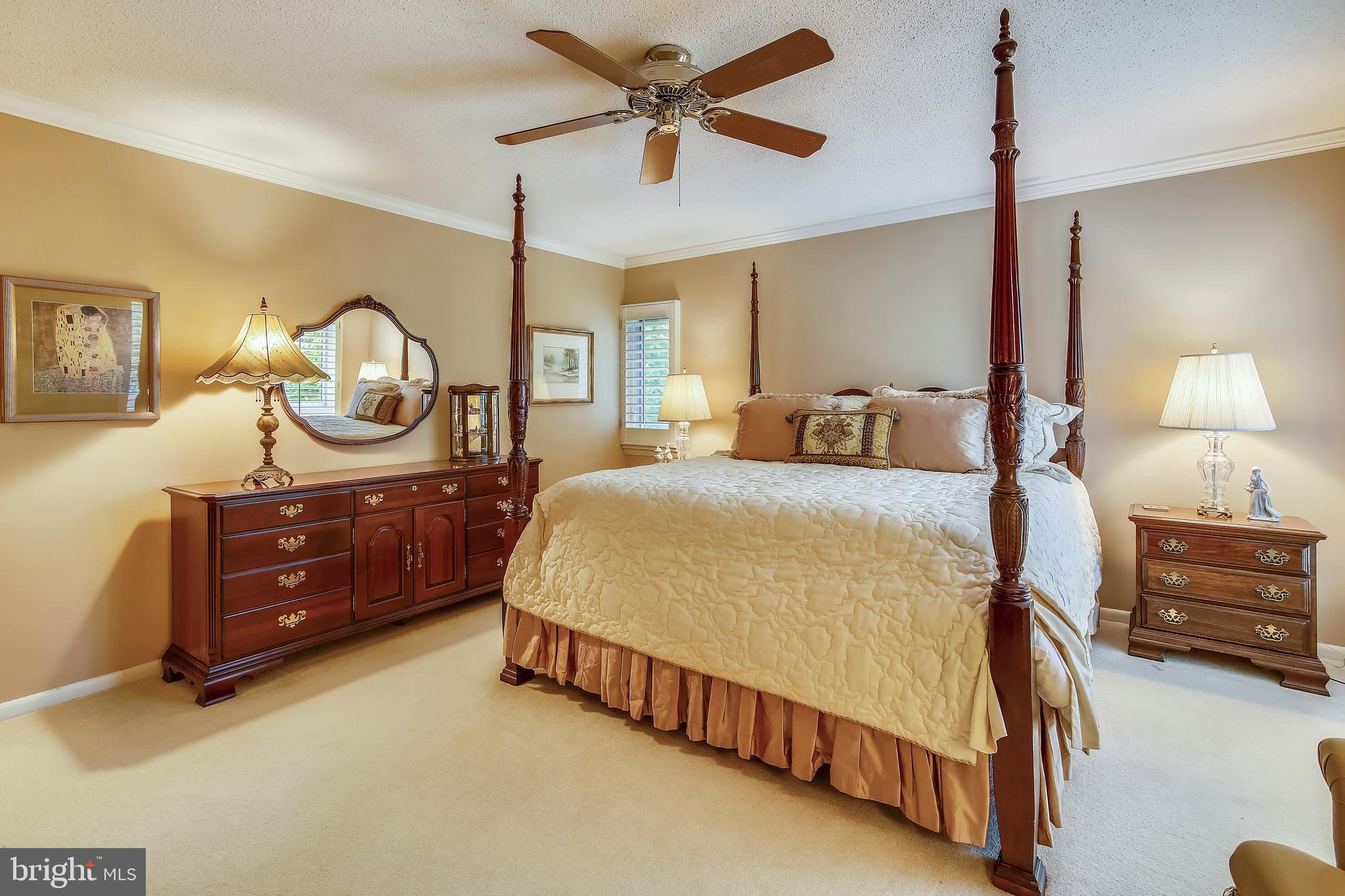 DEERFOX - Residential