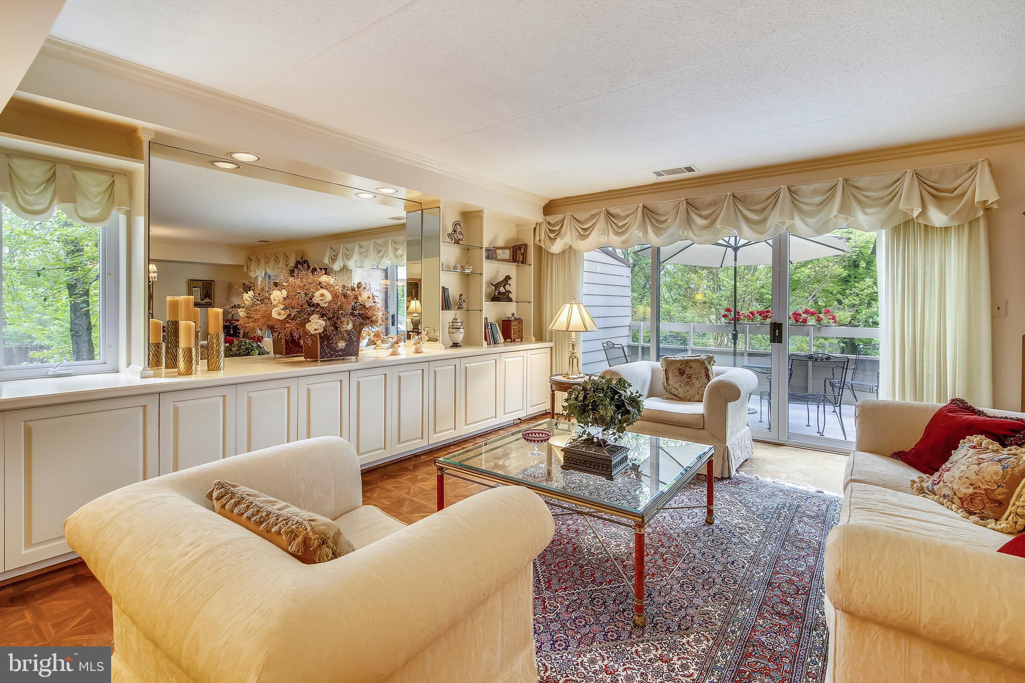 DEERFOX - Residential