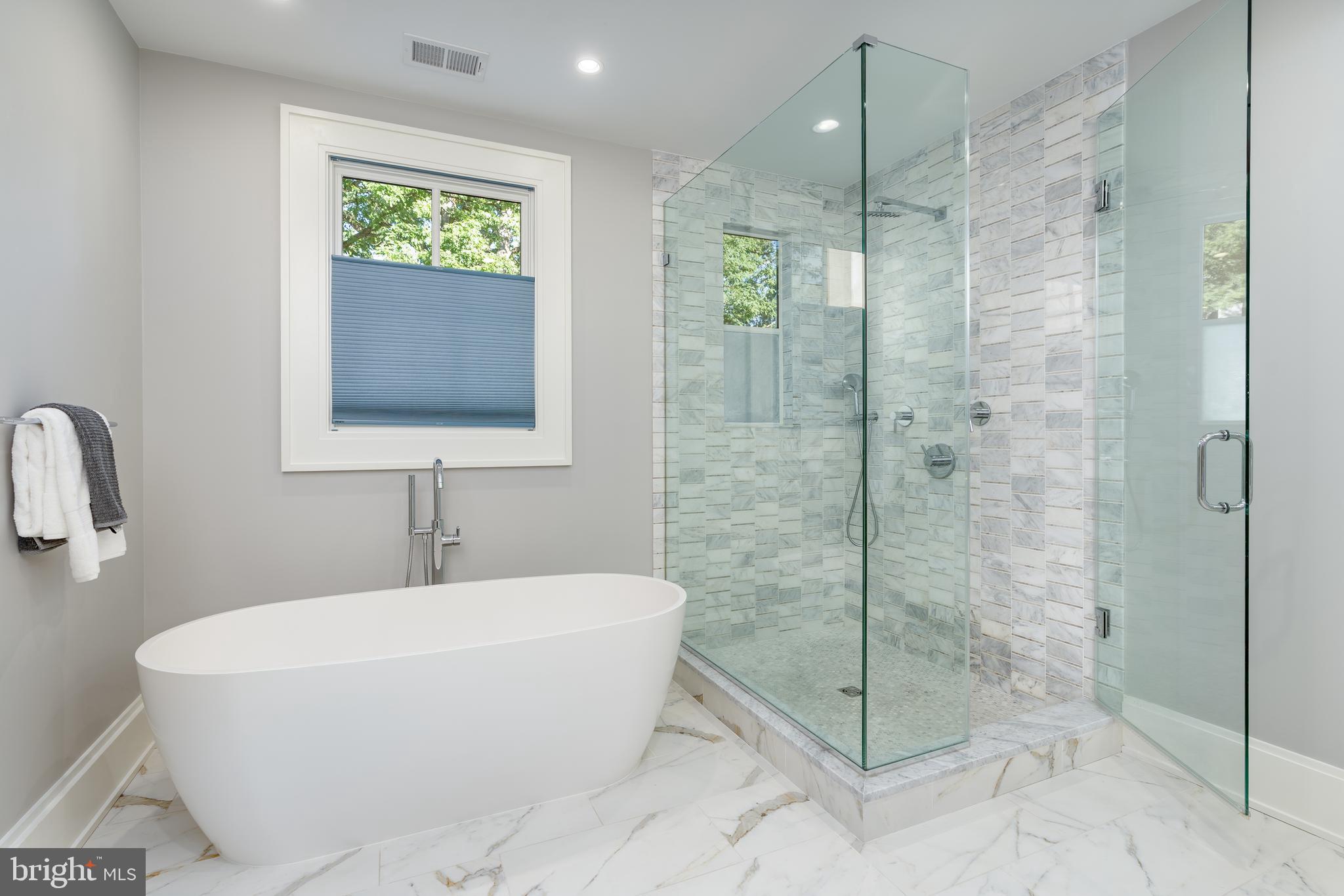 FOREST HILLS - Residential