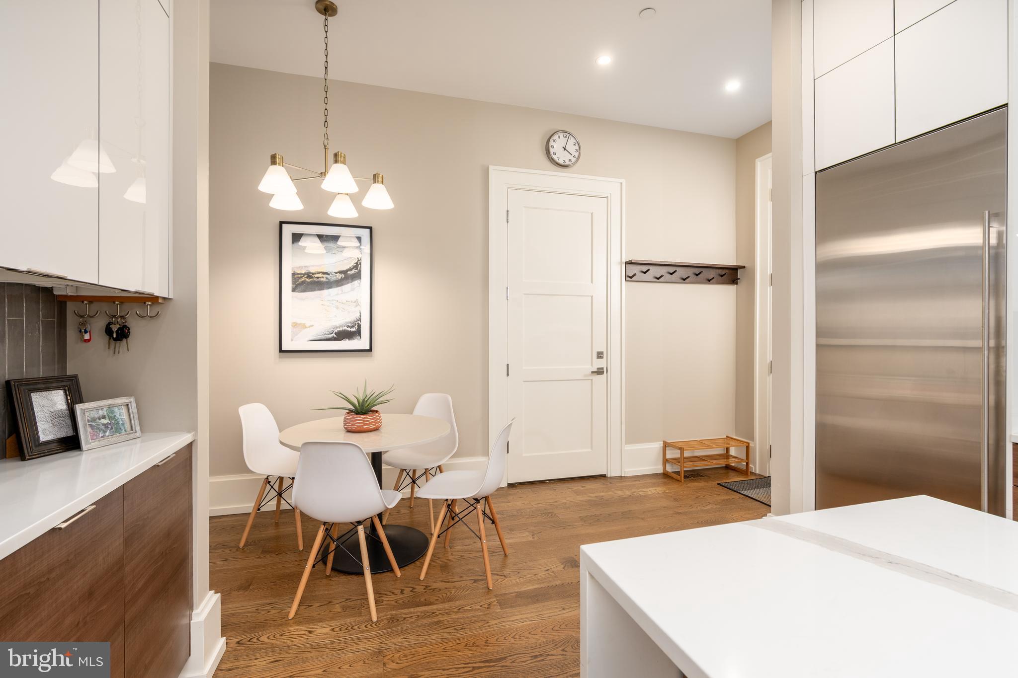 FOREST HILLS - Residential