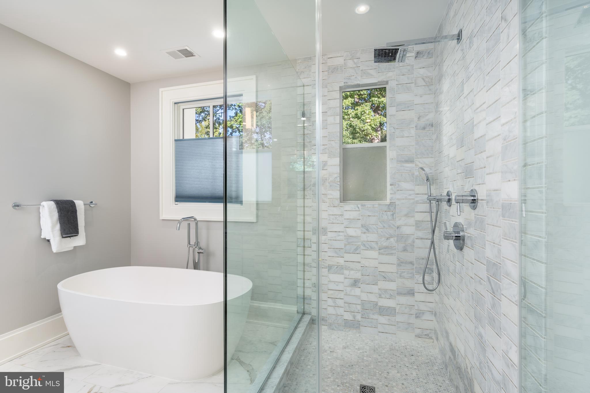 FOREST HILLS - Residential