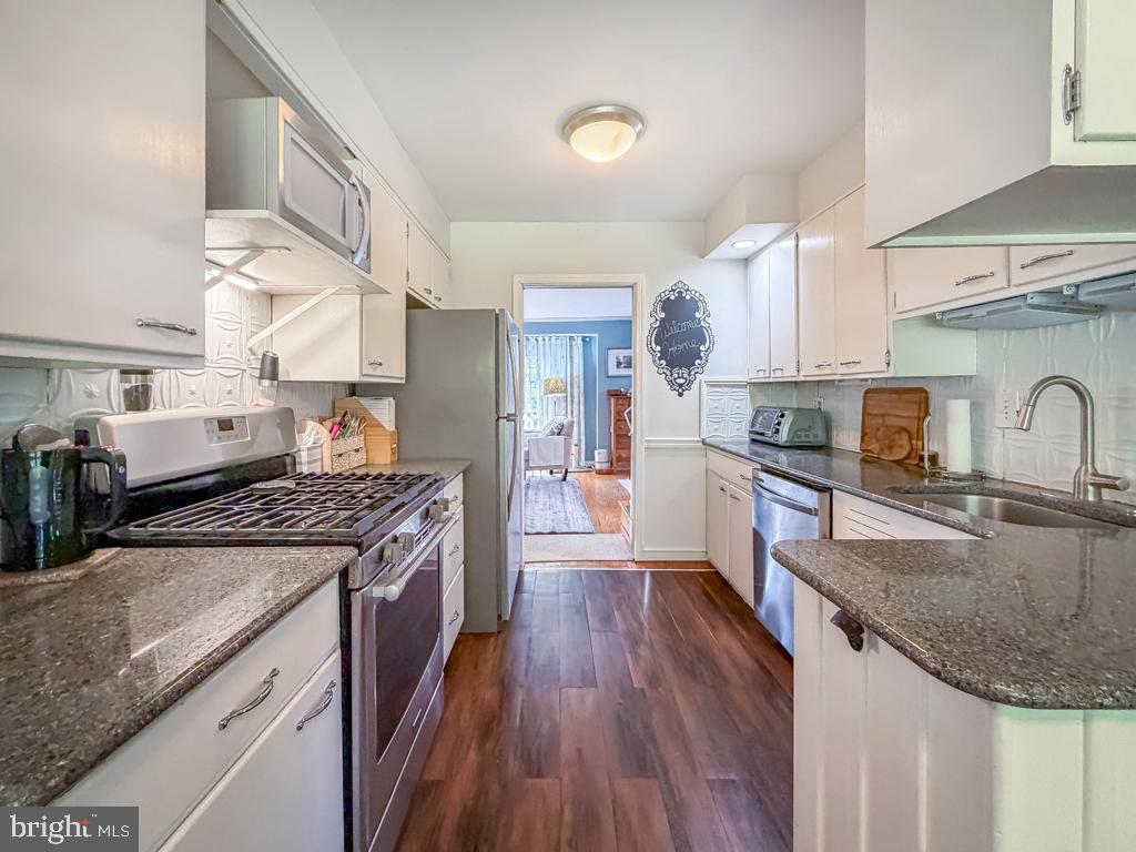 385 SALY ROAD