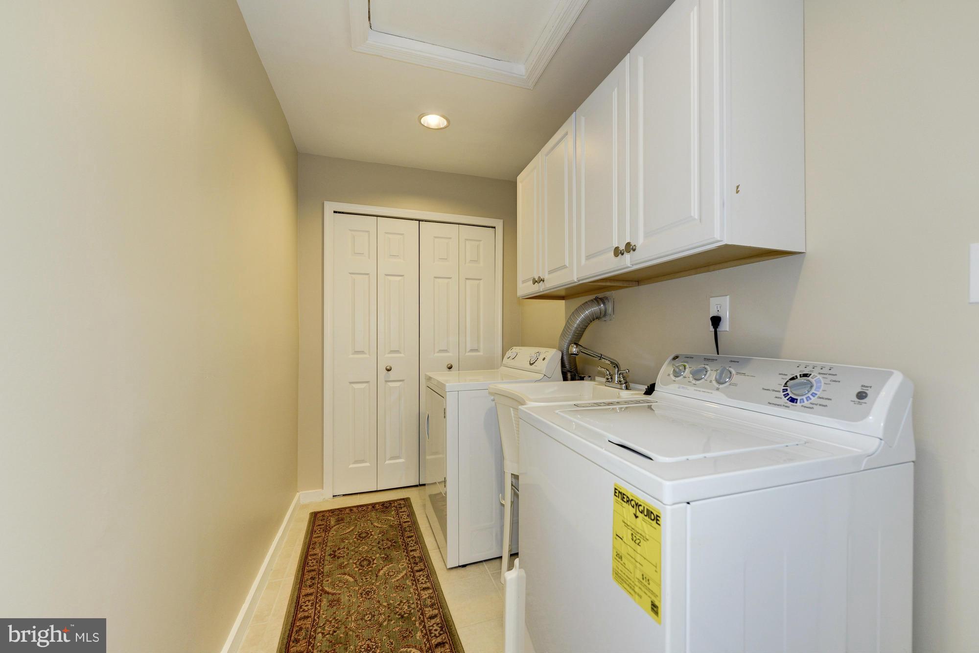 REGENCY ESTATES - Residential