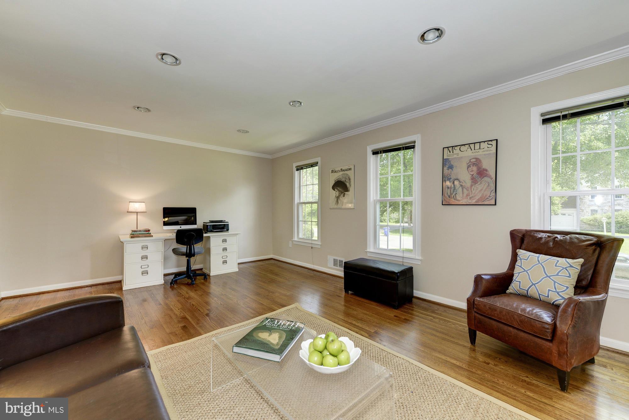 REGENCY ESTATES - Residential