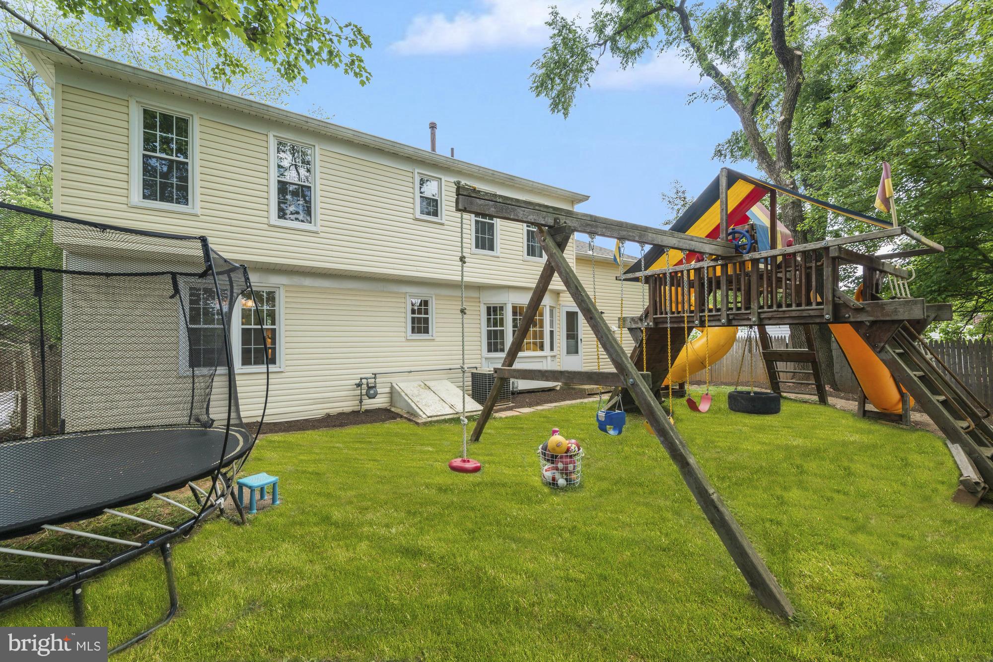 REGENCY ESTATES - Residential