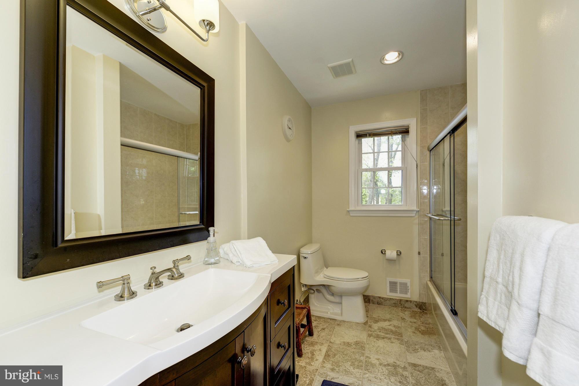 REGENCY ESTATES - Residential