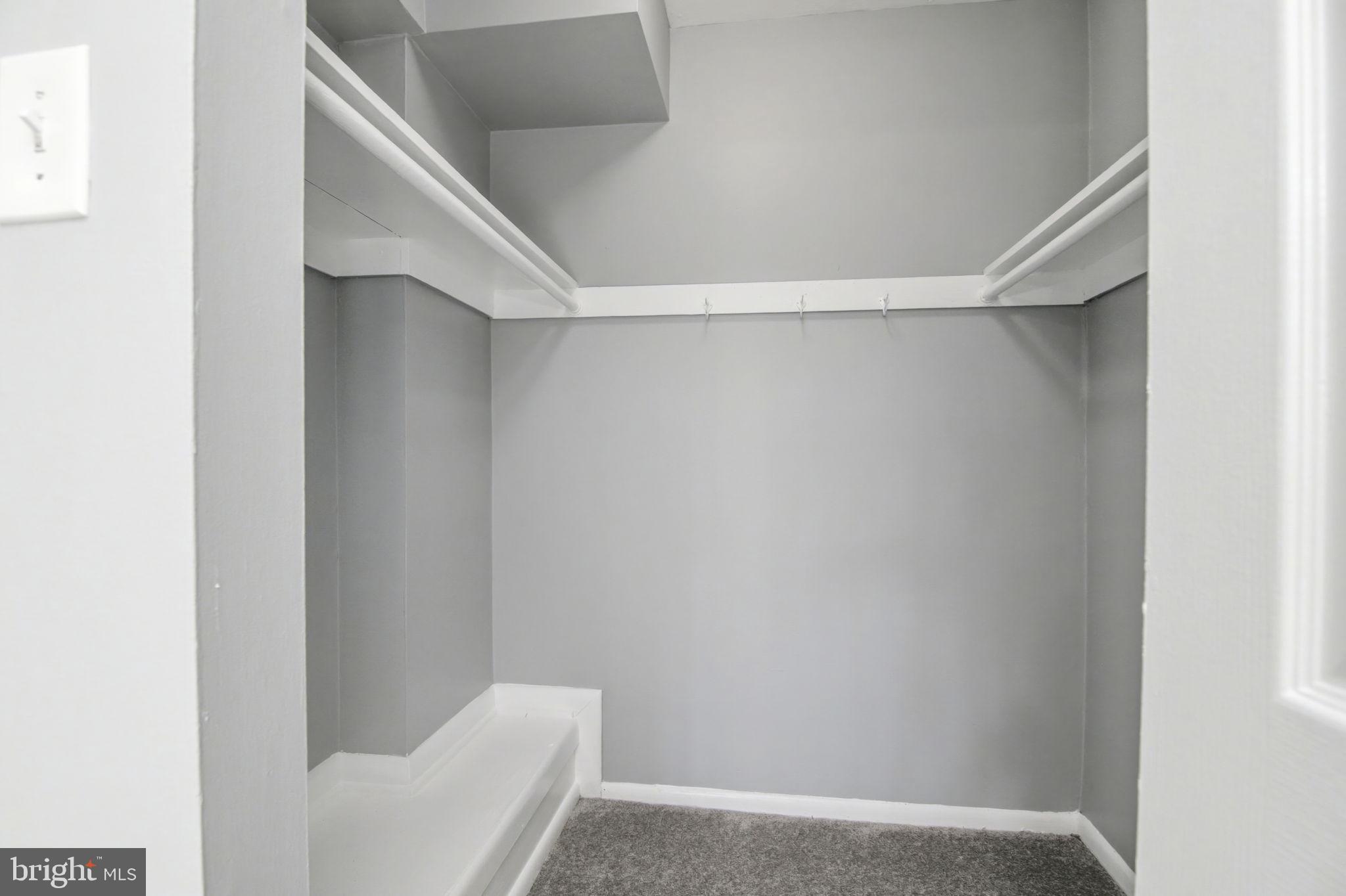 SPRINGFIELD GREEN - Residential Lease