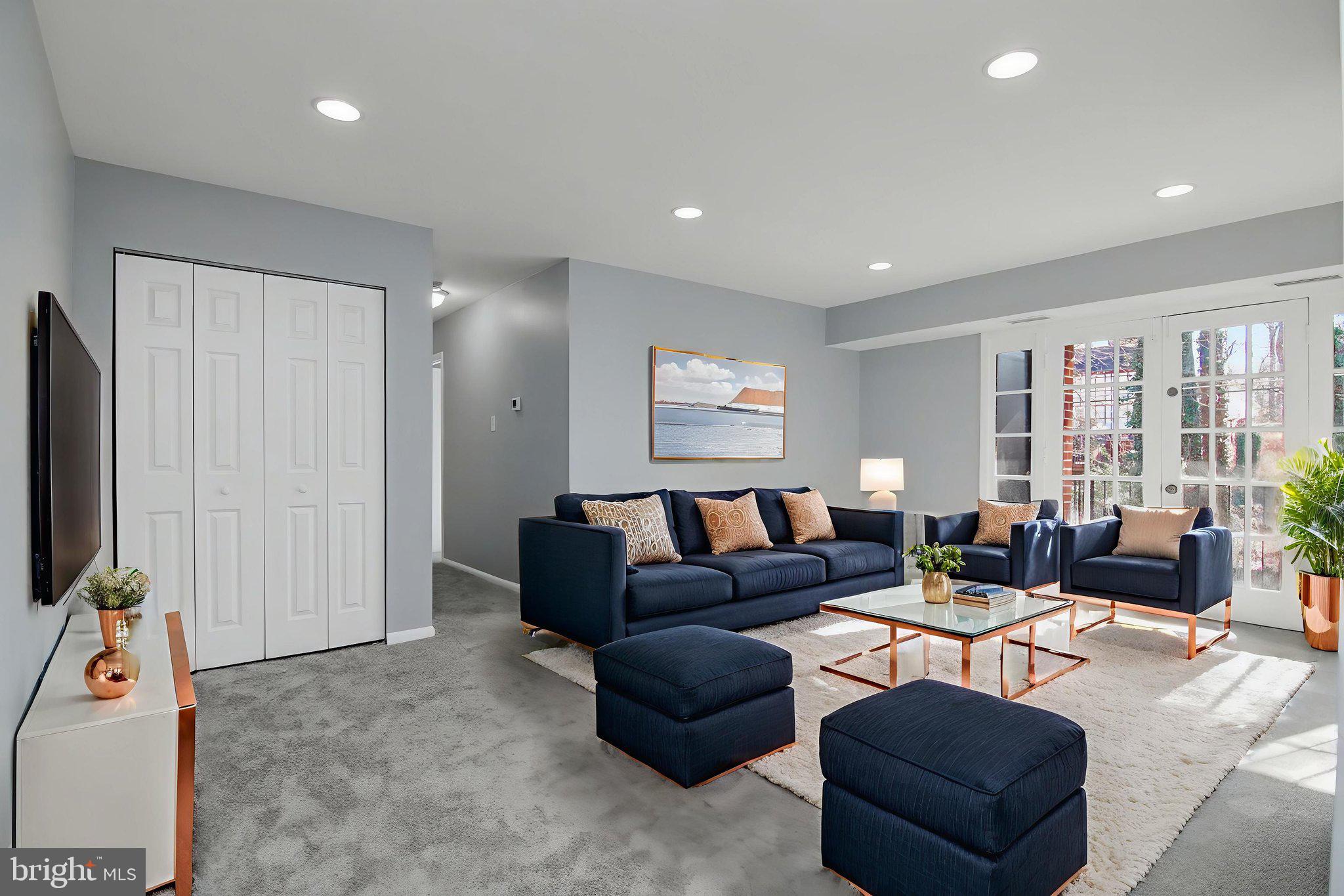 SPRINGFIELD GREEN - Residential Lease