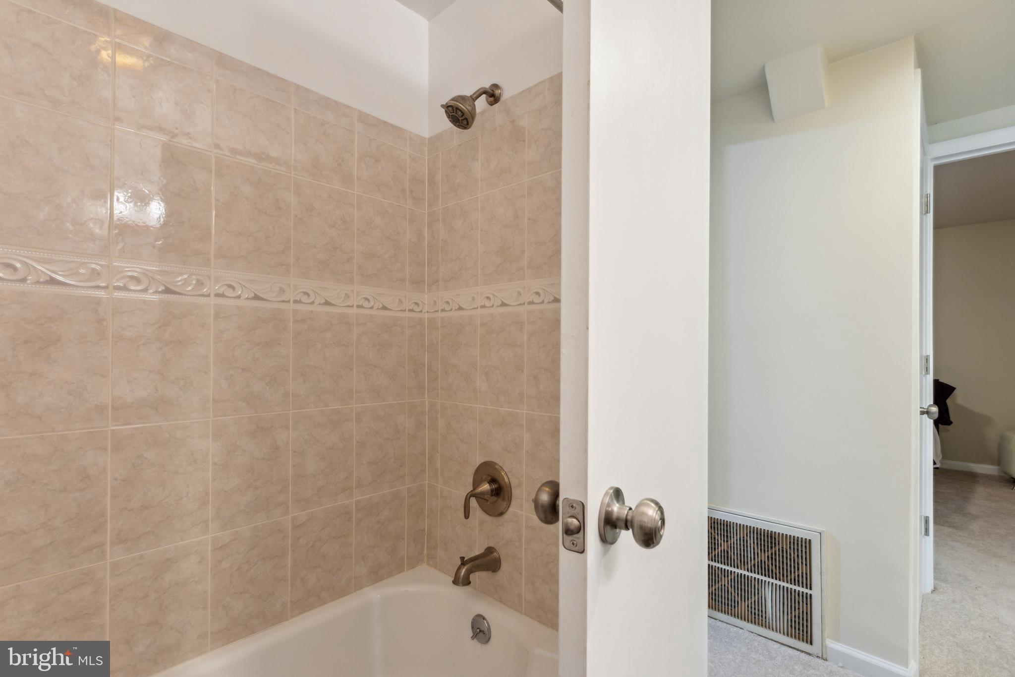 GLENN DALE HEIGHTS - Residential