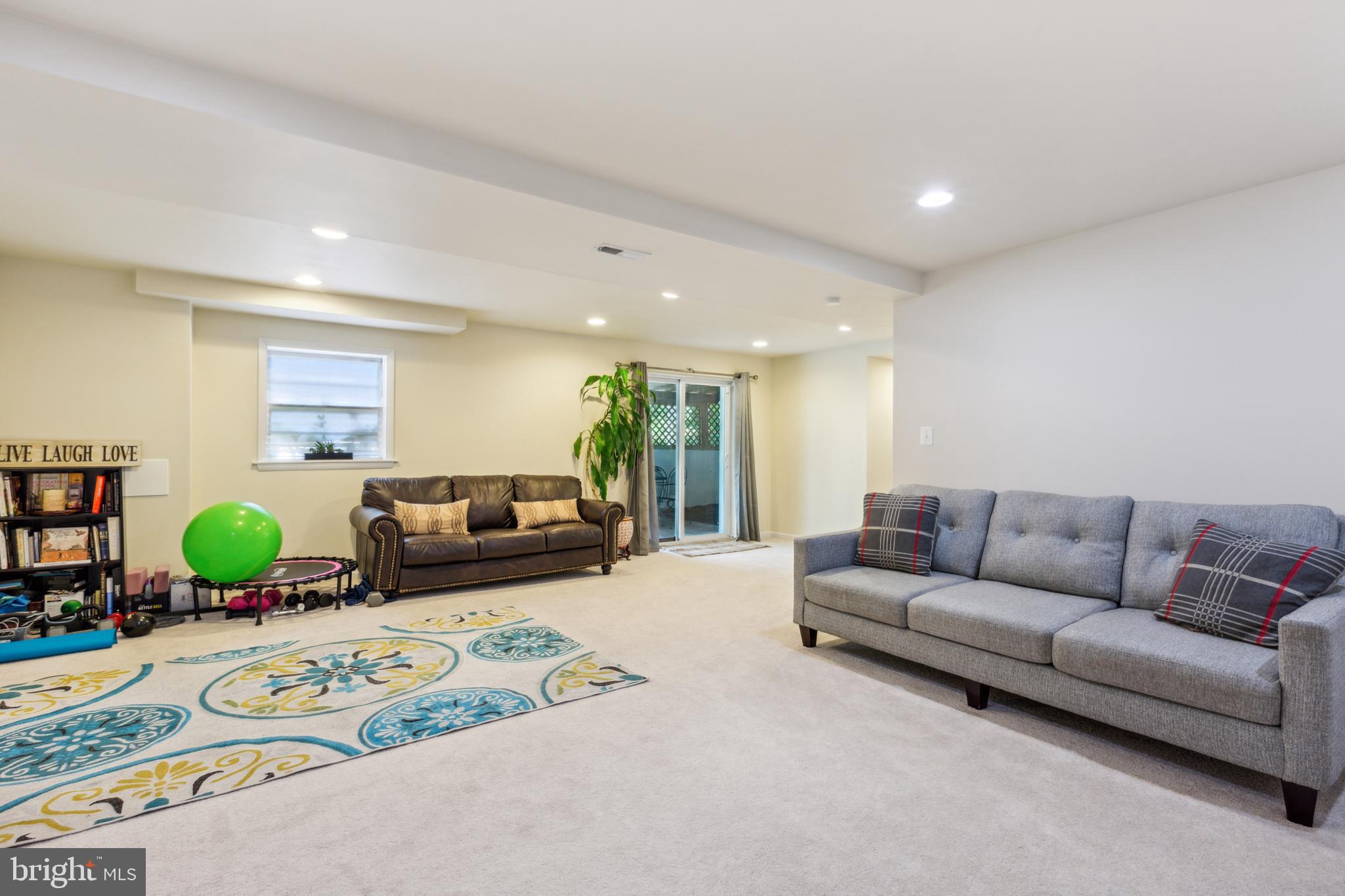 GLENN DALE HEIGHTS - Residential