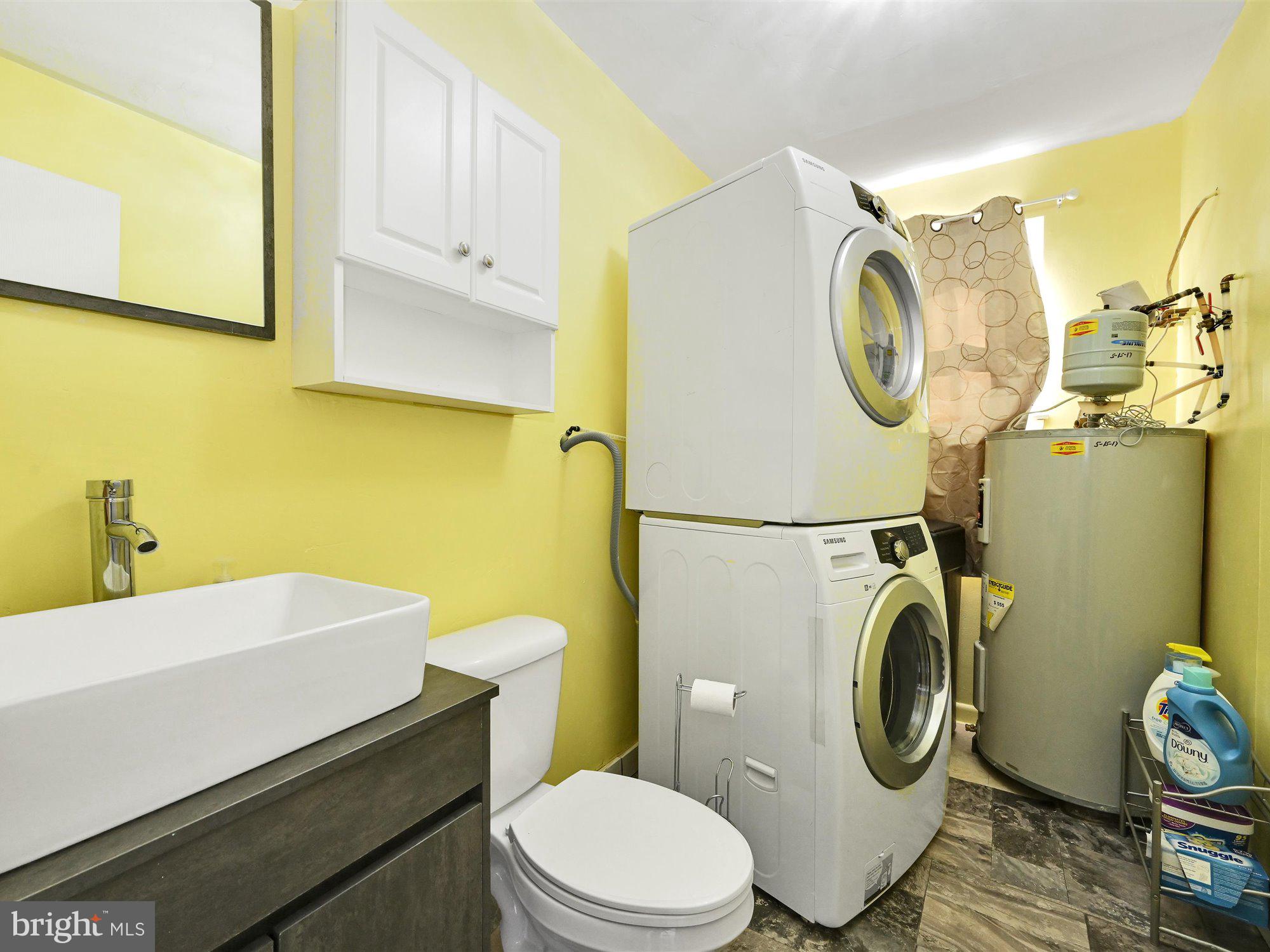 MOUNT JOY - Residential