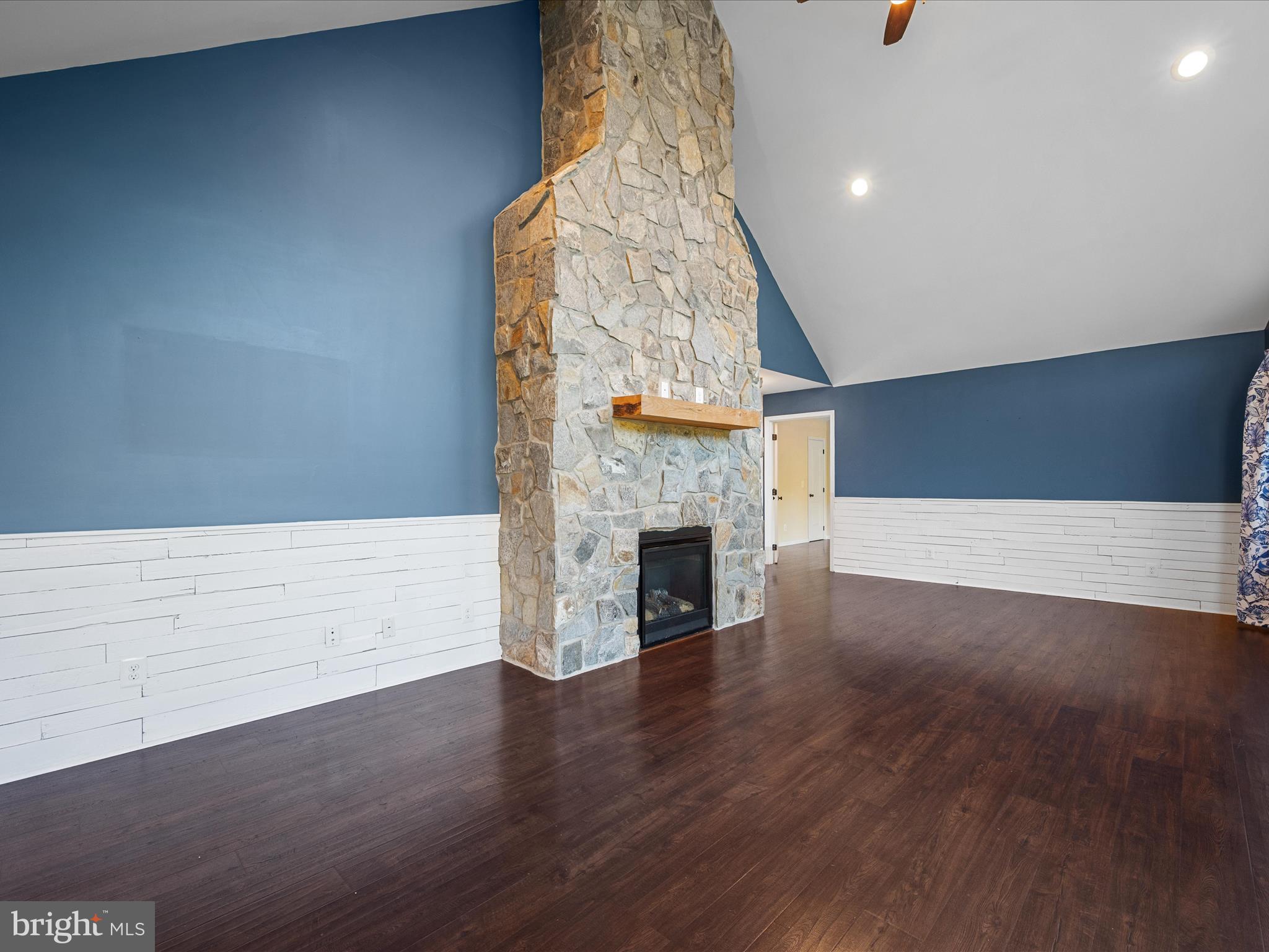 CHERRY RIDGE - Residential