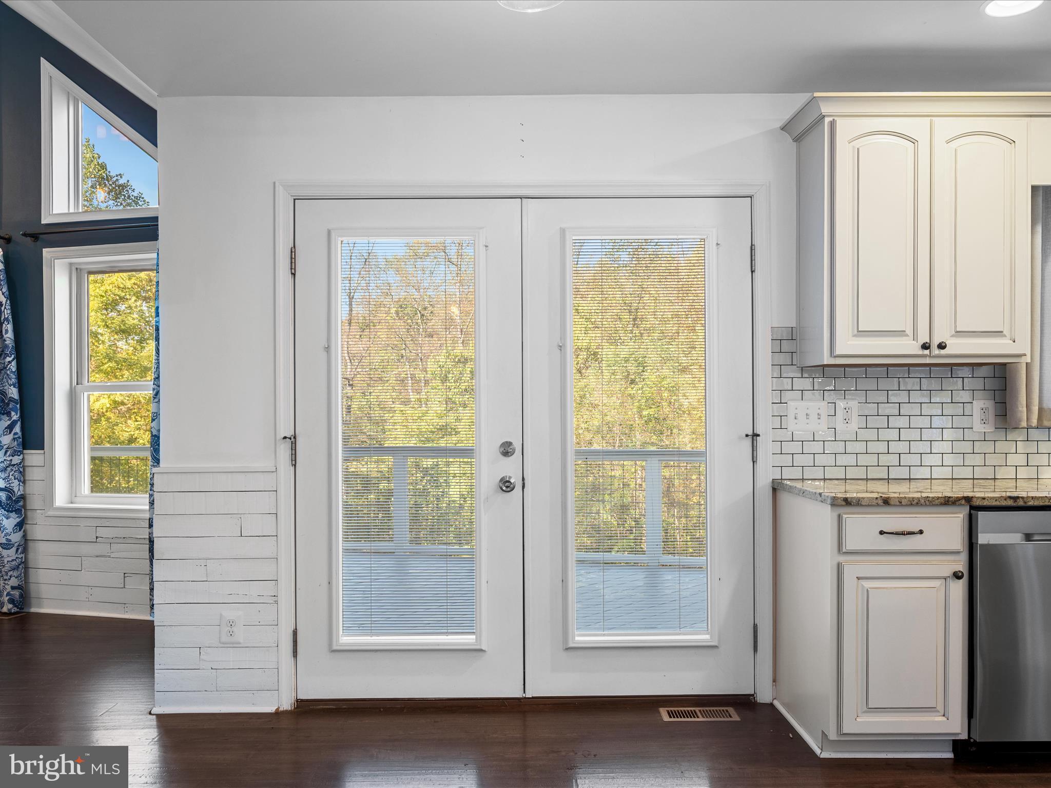 CHERRY RIDGE - Residential