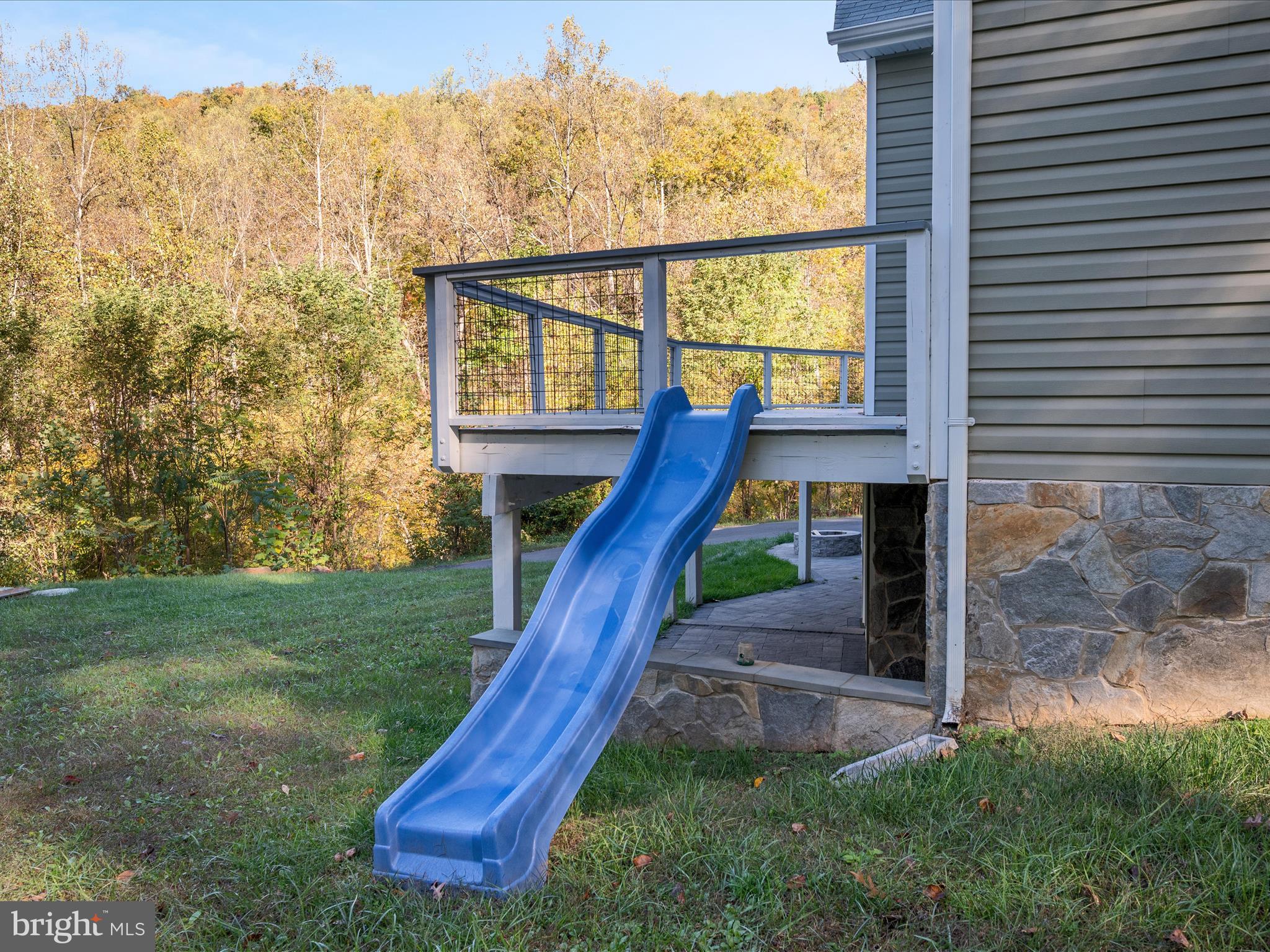 CHERRY RIDGE - Residential