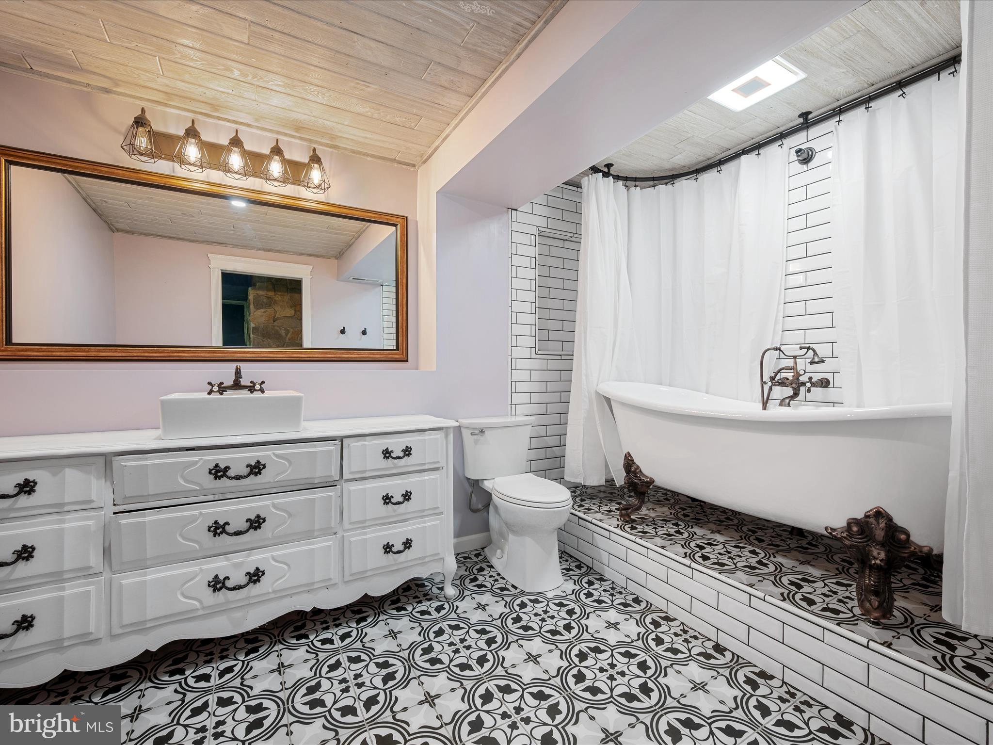 CHERRY RIDGE - Residential