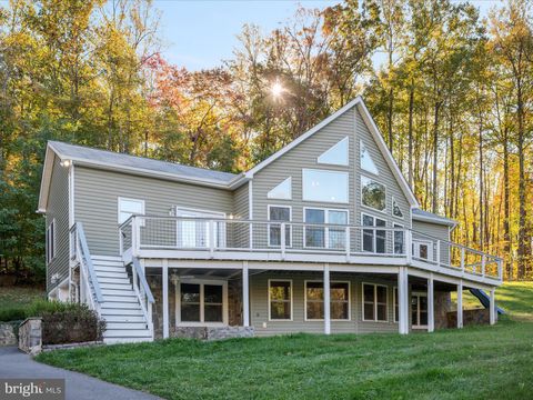 10 WESTVIEW DRIVE LINDEN VA 22642