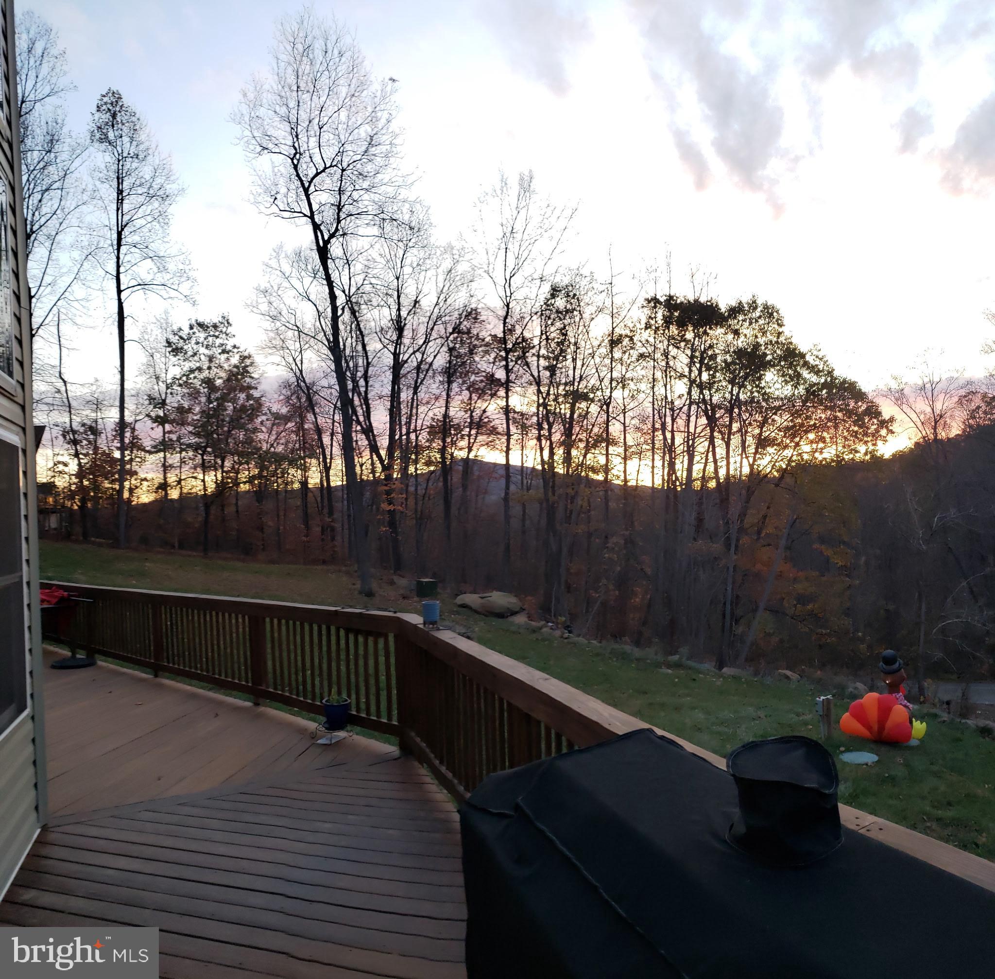 10 WESTVIEW DRIVE