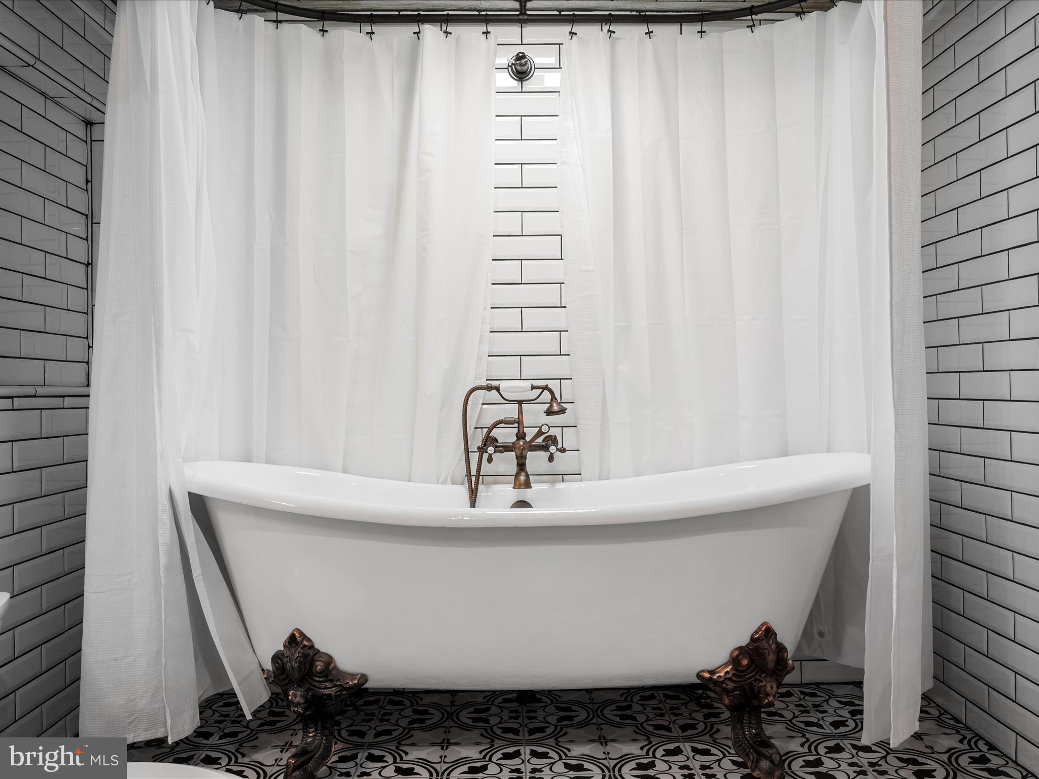 CHERRY RIDGE - Residential