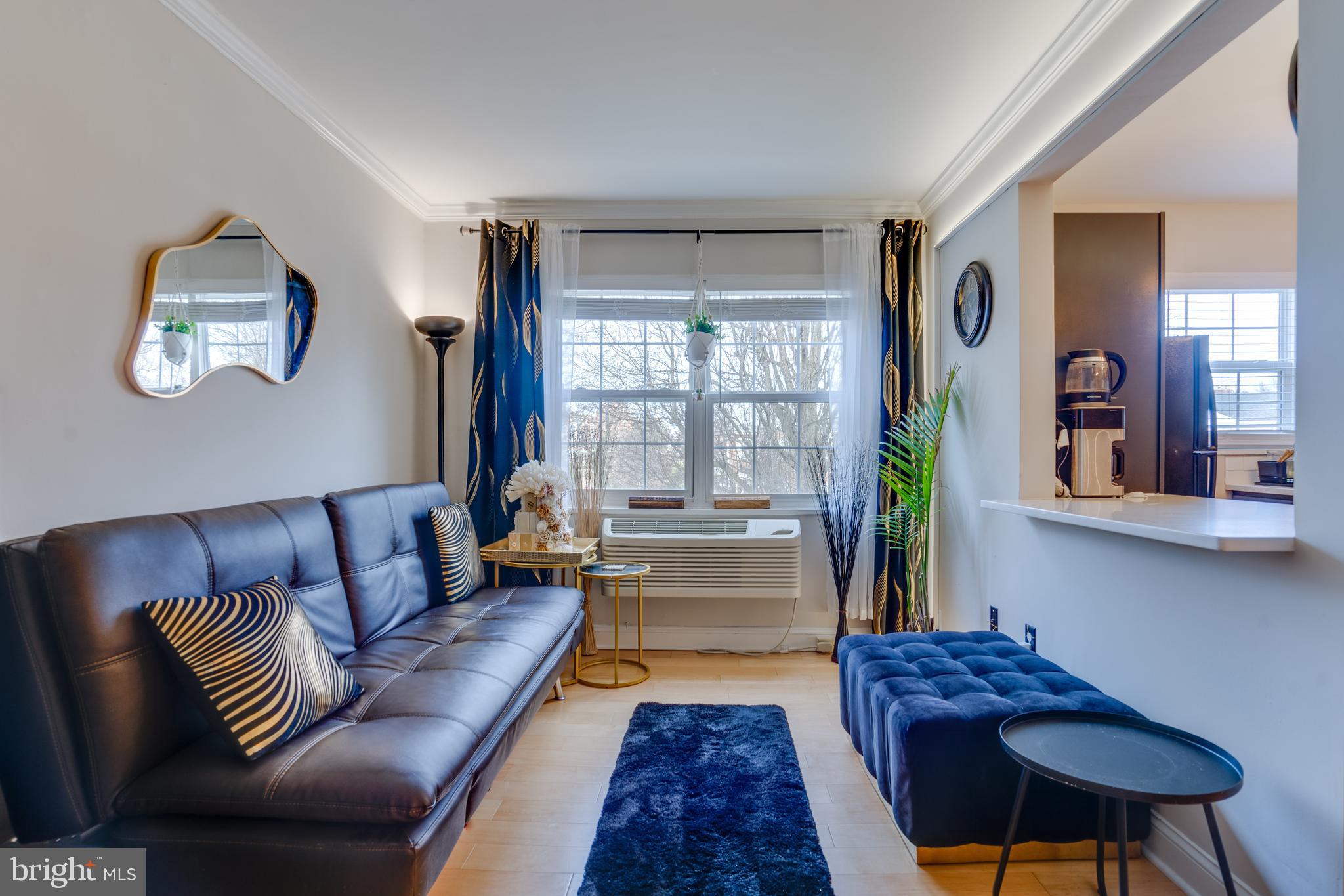 2237 FARRINGTON AVENUE 06-201