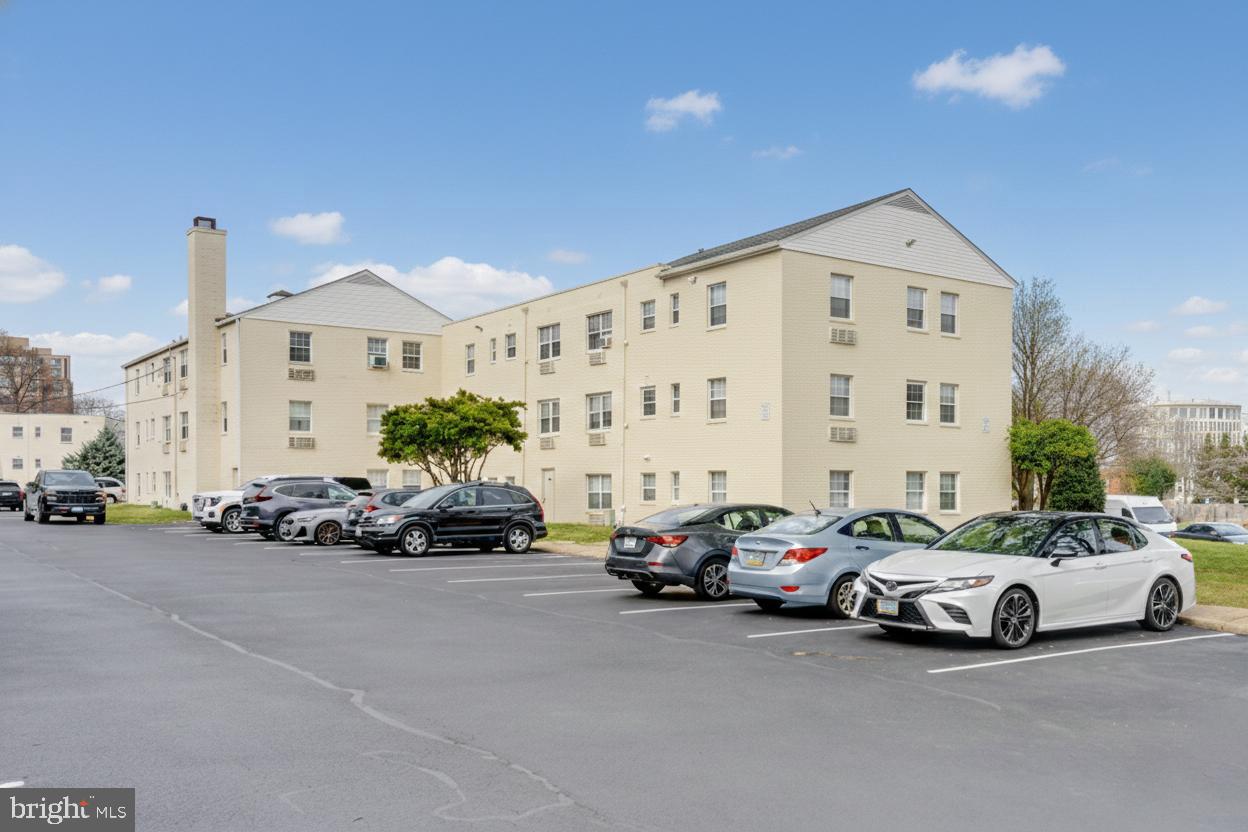 FARRINGTON PLACE - Residential